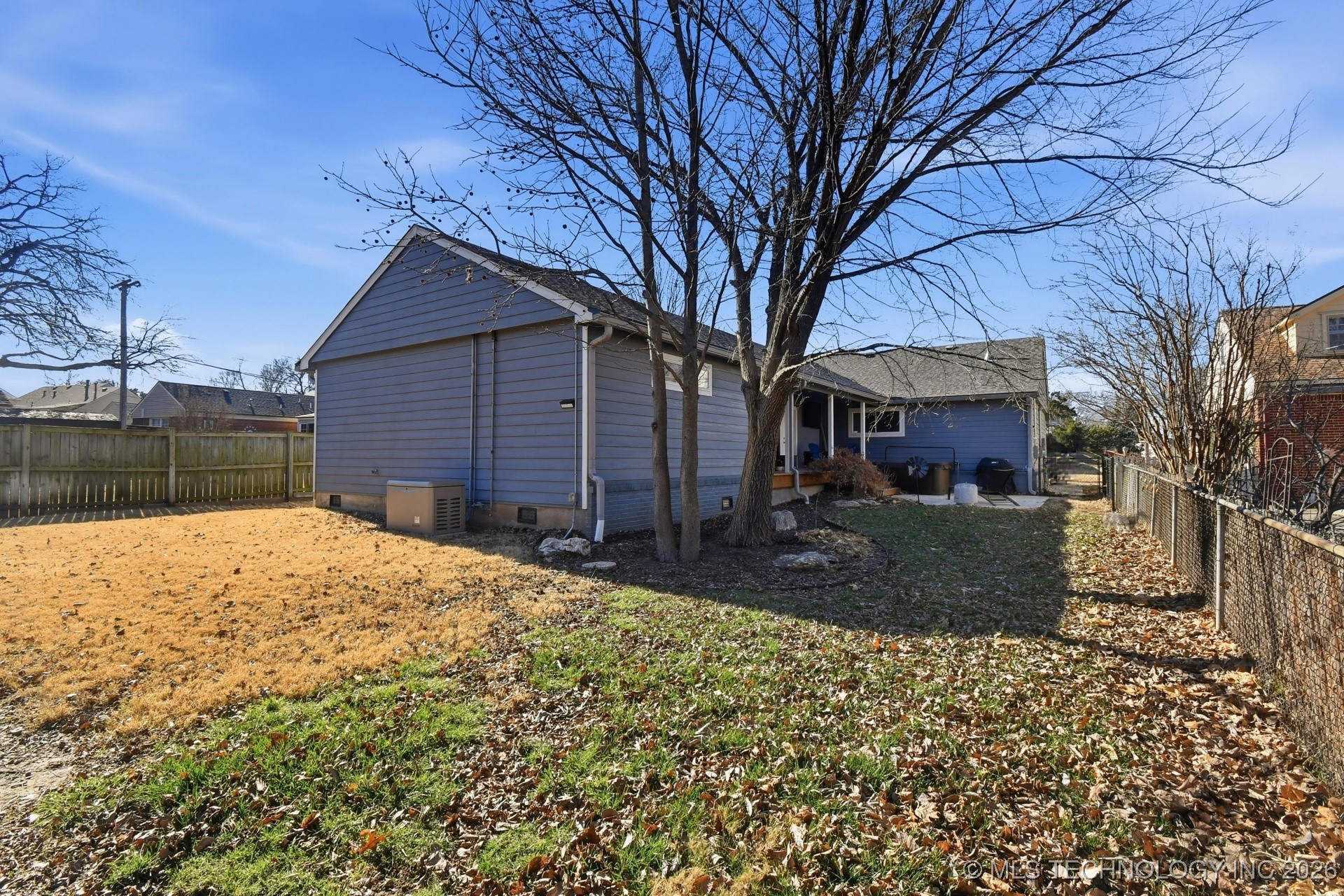 2205 S Florence Avenue Property Photo 36