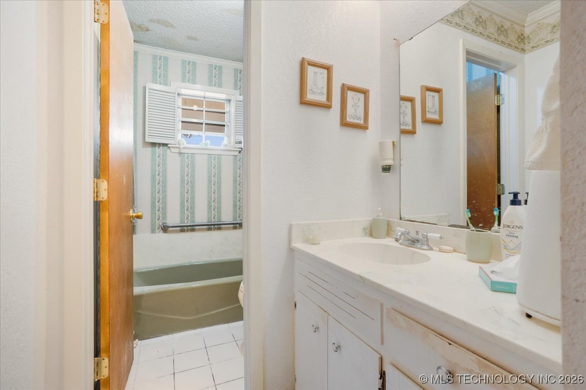 2276 State Route 70 E Property Photo 12