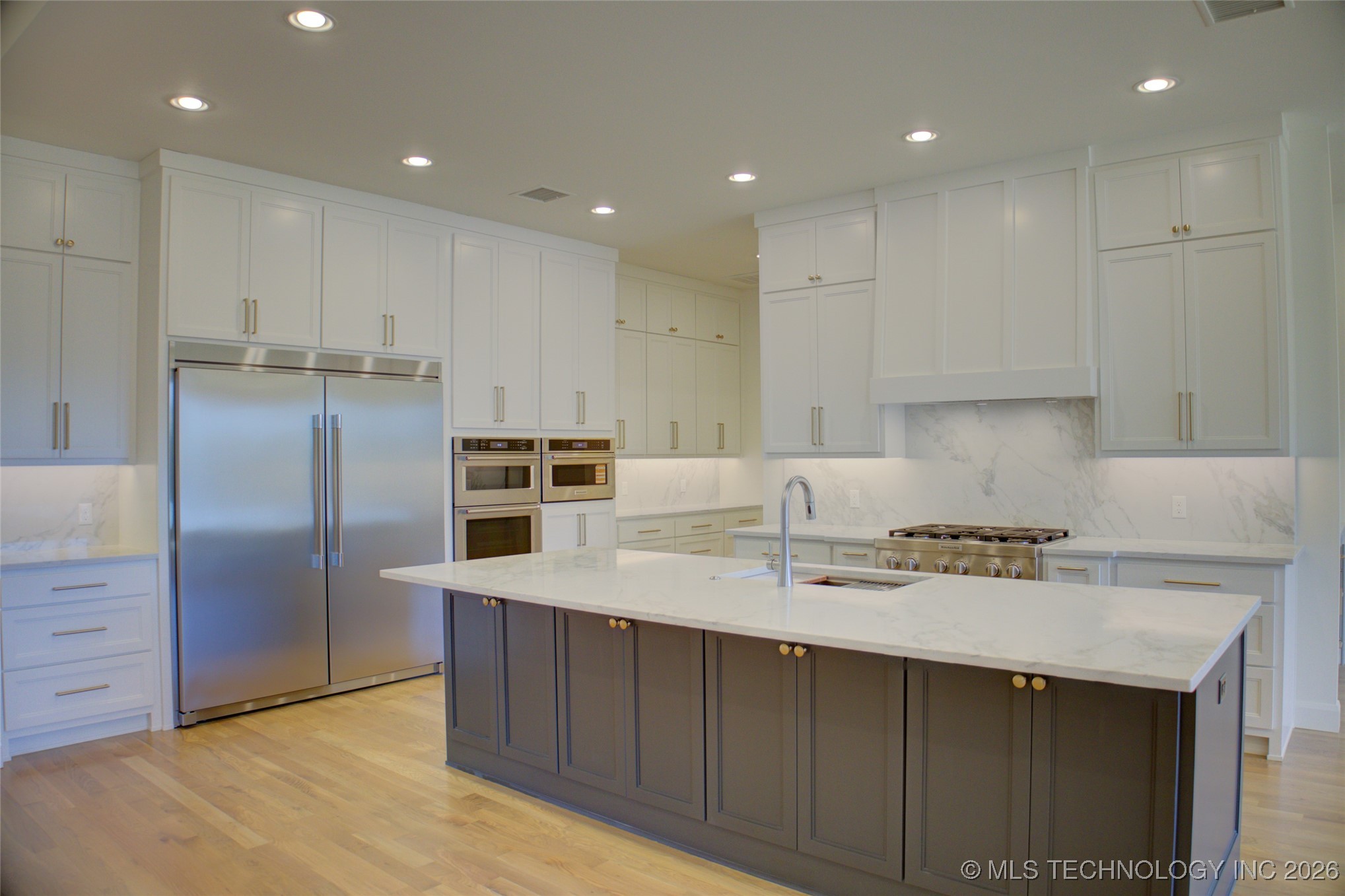 2887 S Gary Avenue Property Photo 12