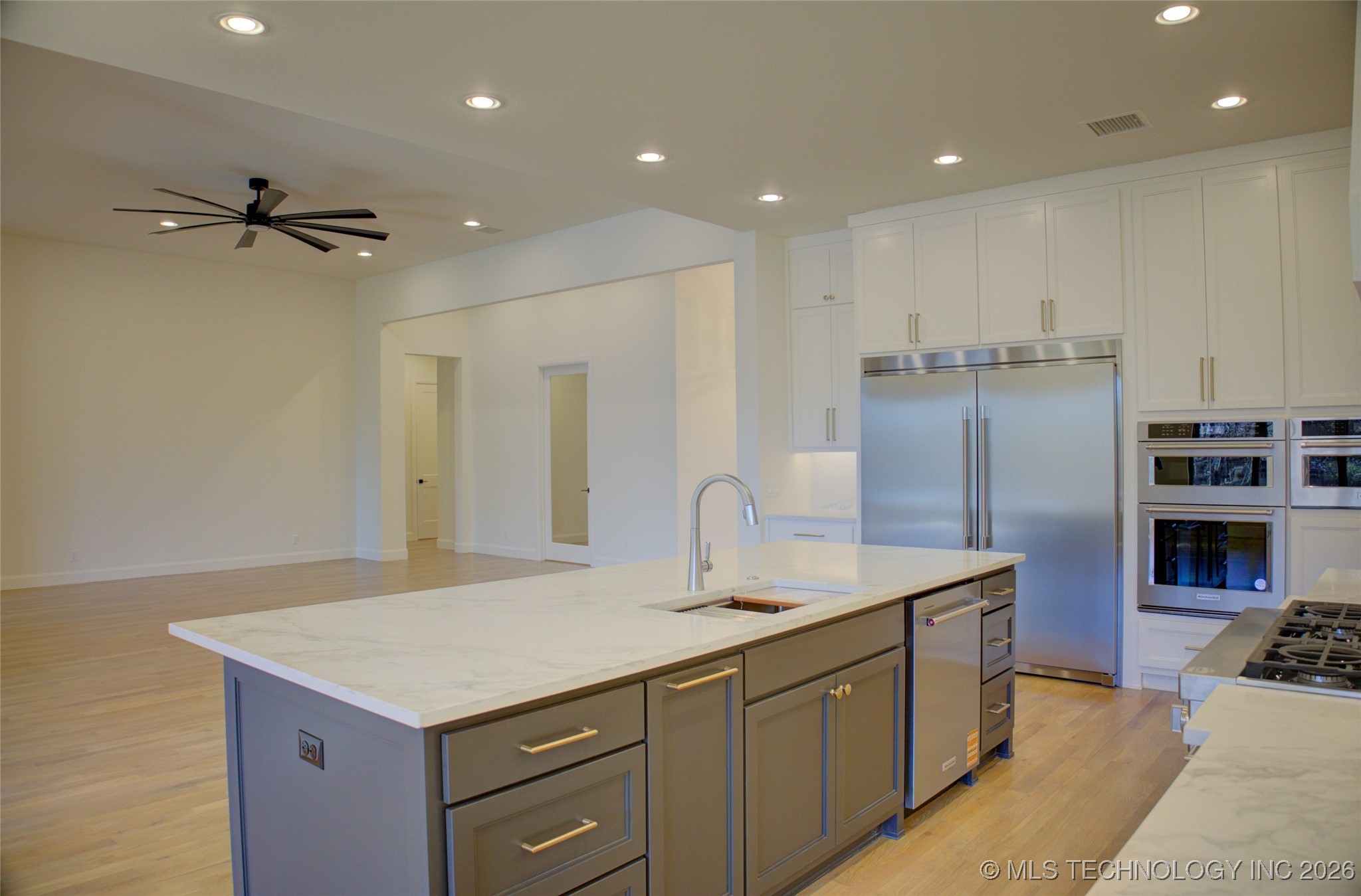 2887 S Gary Avenue Property Photo 13