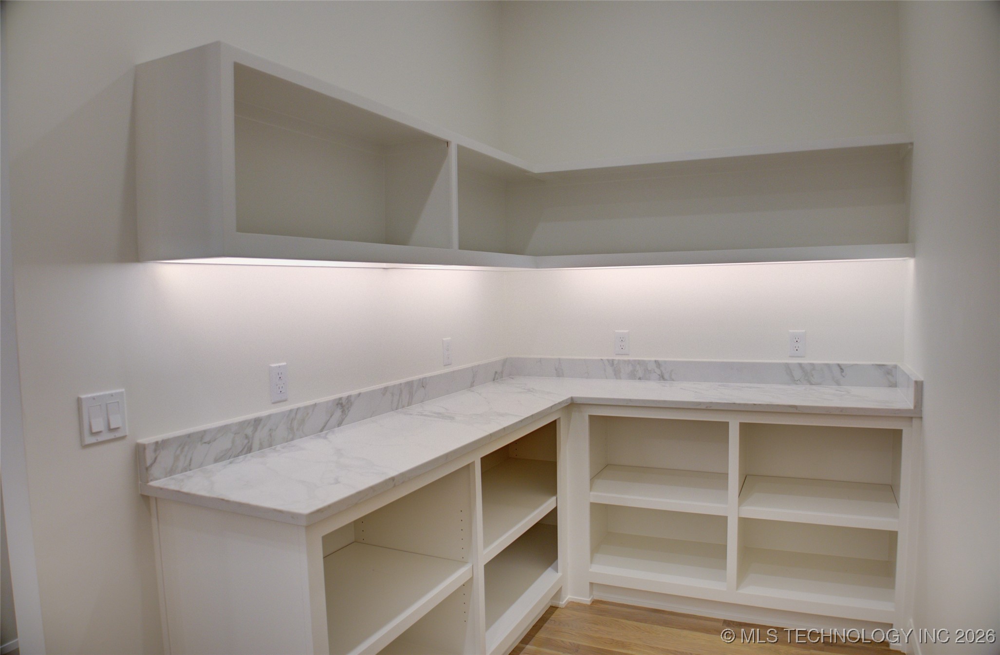 2887 S Gary Avenue Property Photo 22