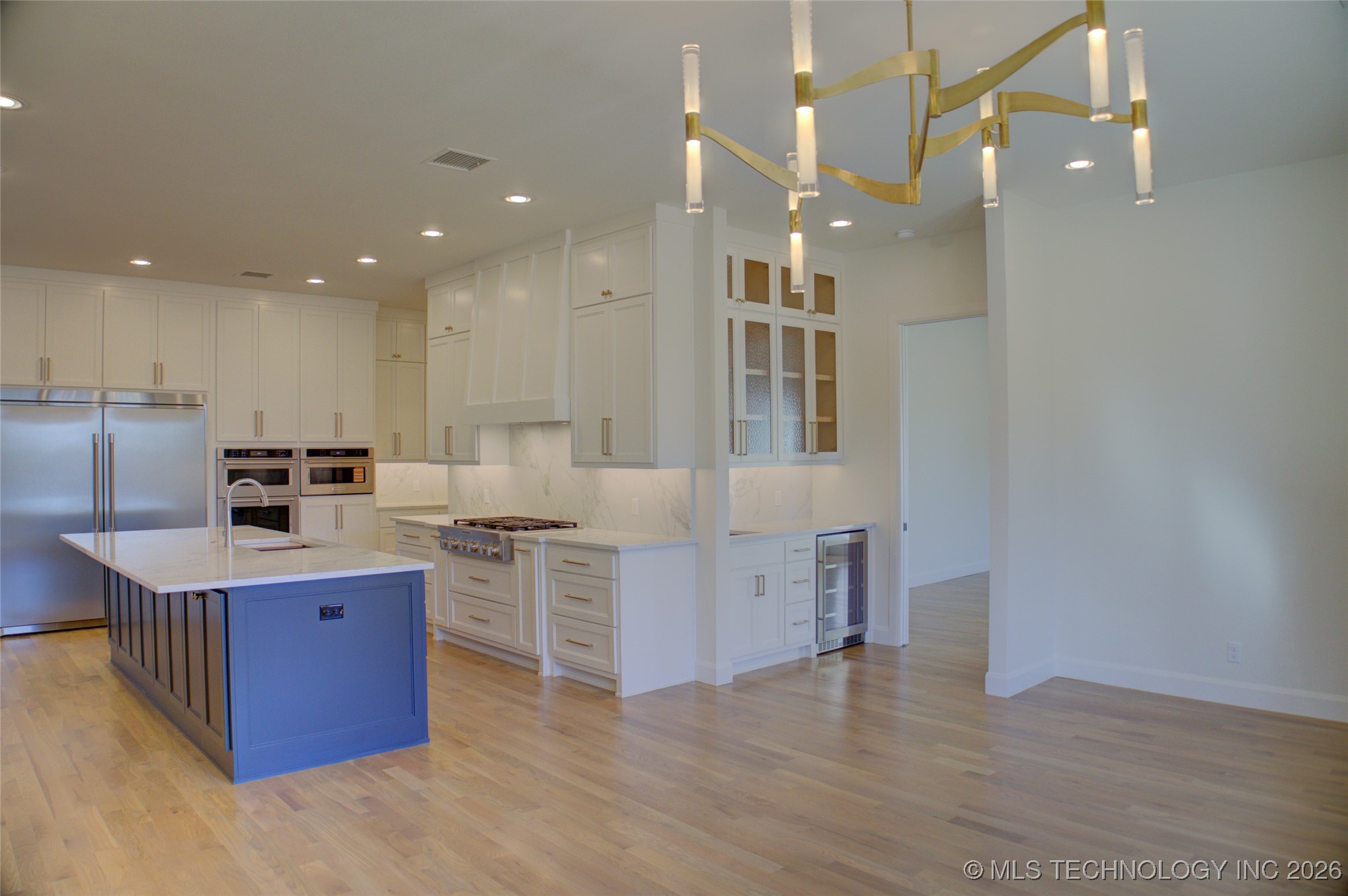 2887 S Gary Avenue Property Photo 23