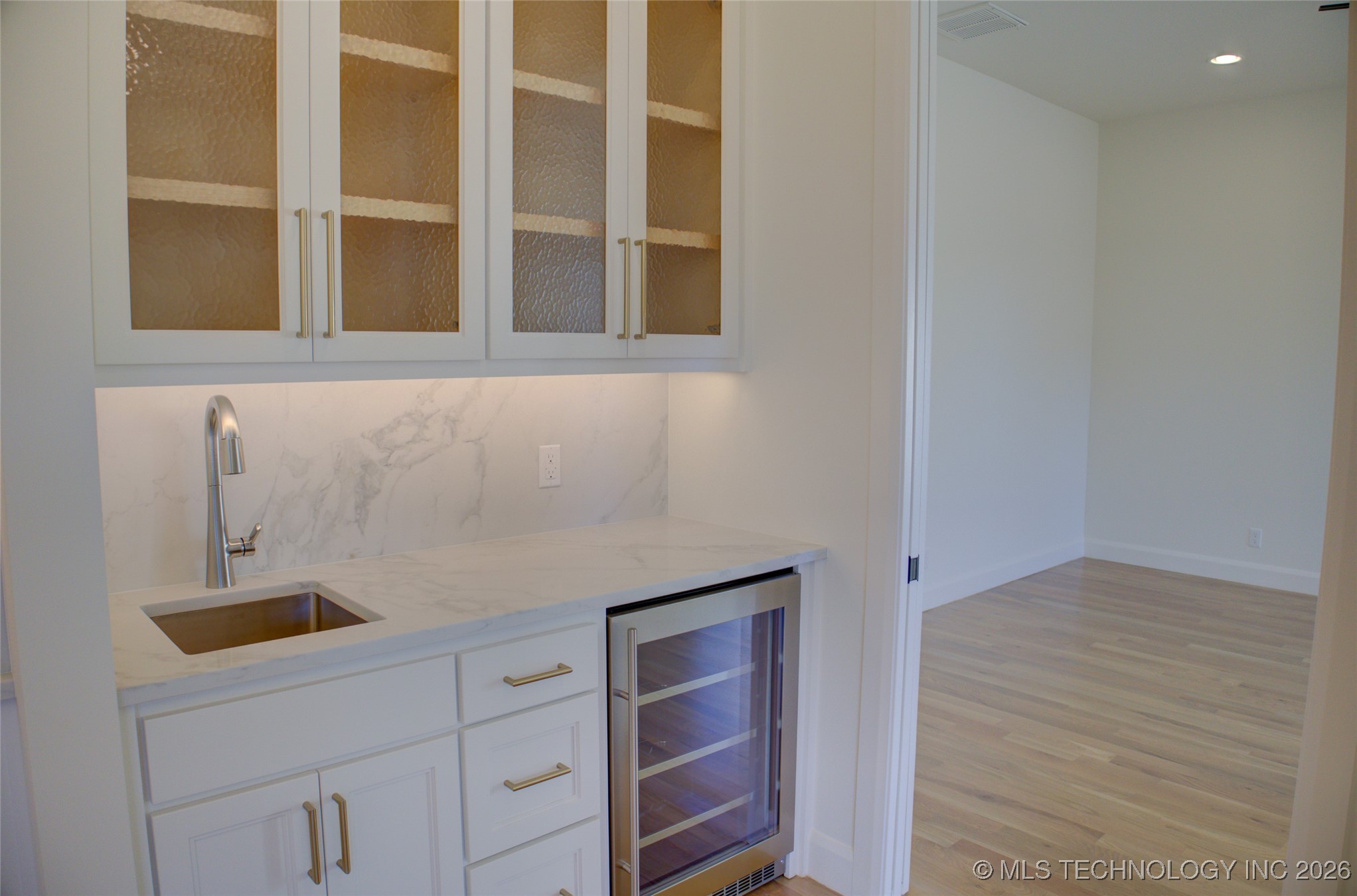 2887 S Gary Avenue Property Photo 28