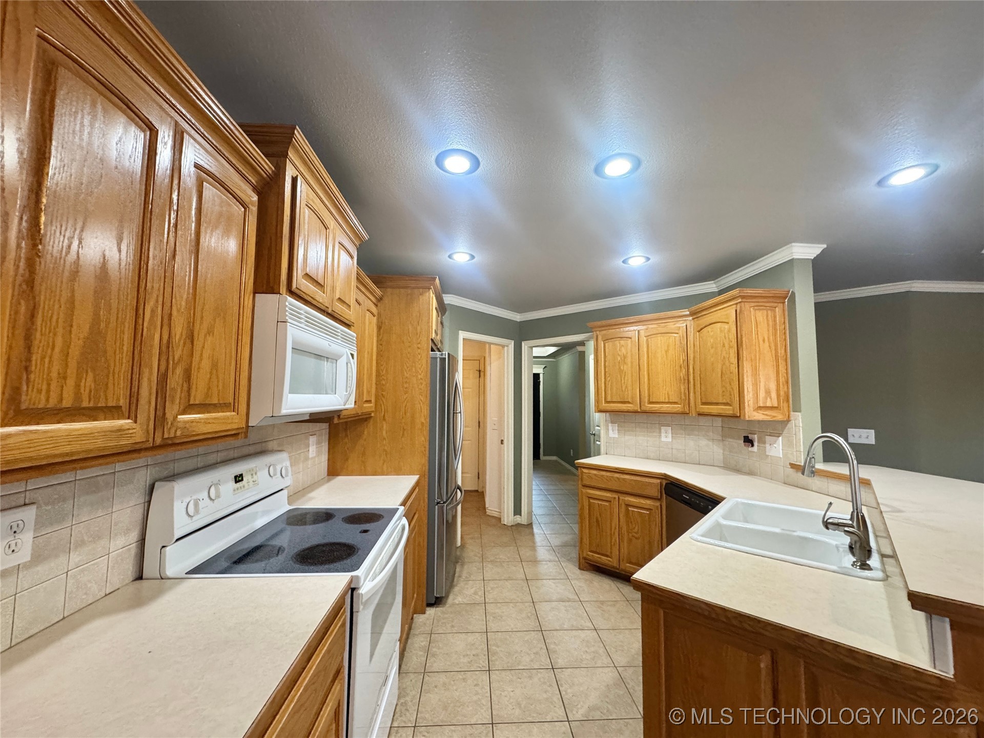 3948 Highland Drive Property Photo 23