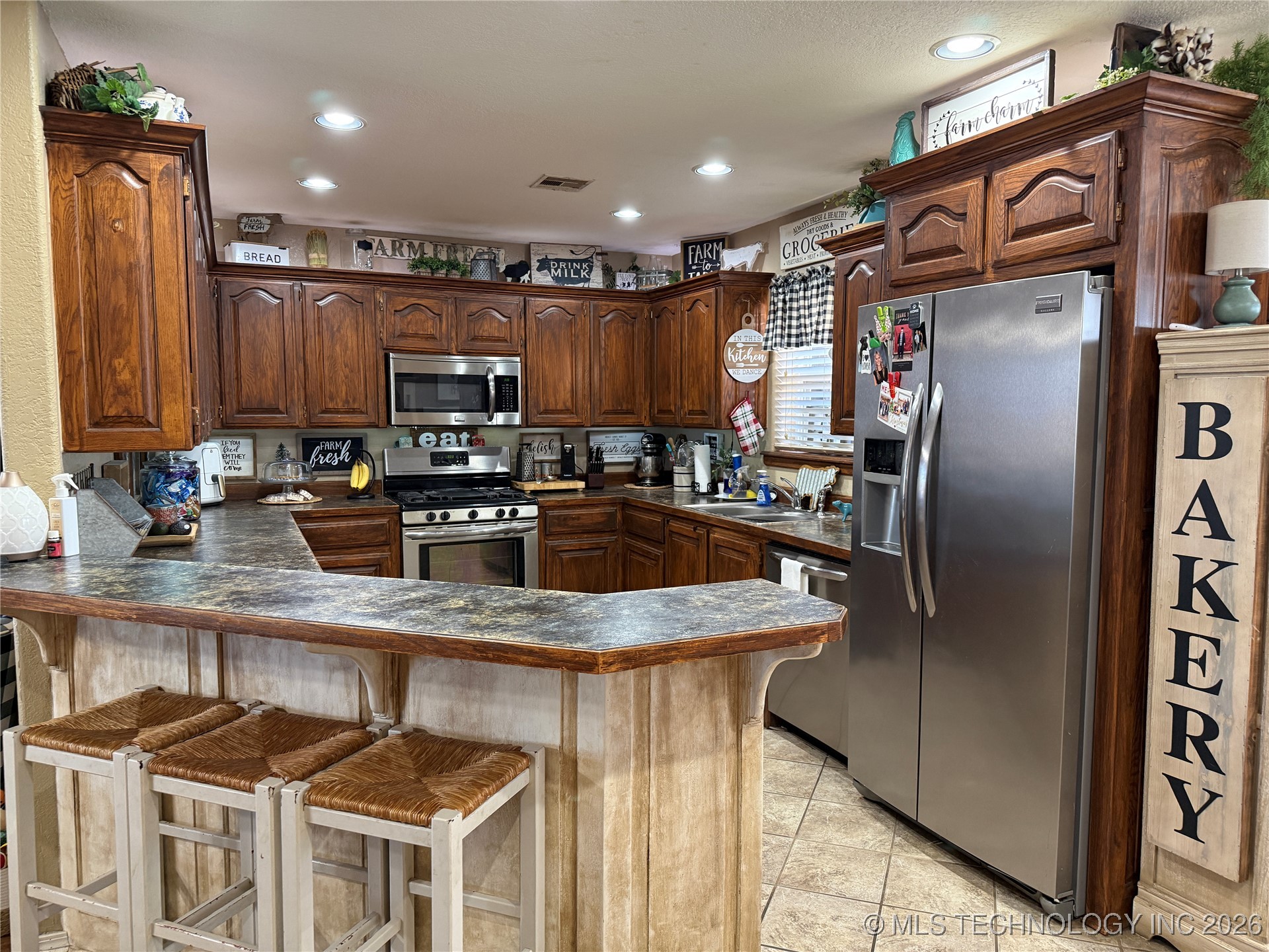 7913 S 13th Street East Property Photo 2