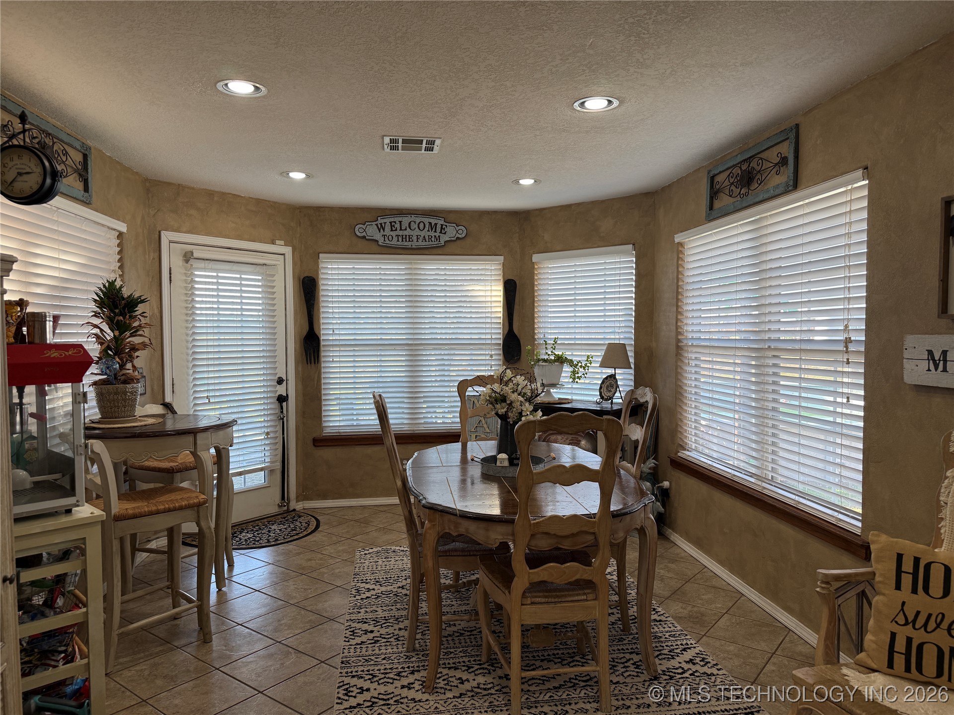 7913 S 13th Street East Property Photo 3