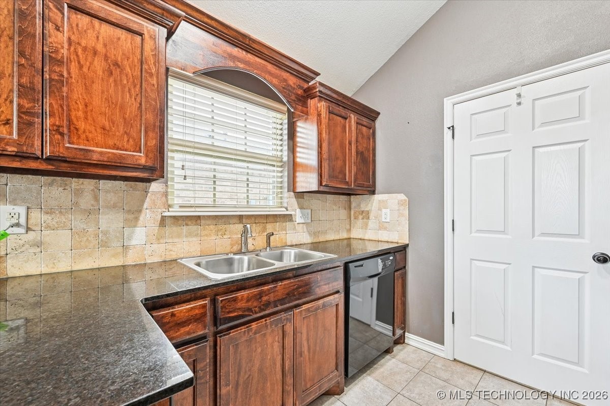 13343 N 131st East Avenue Property Photo 15