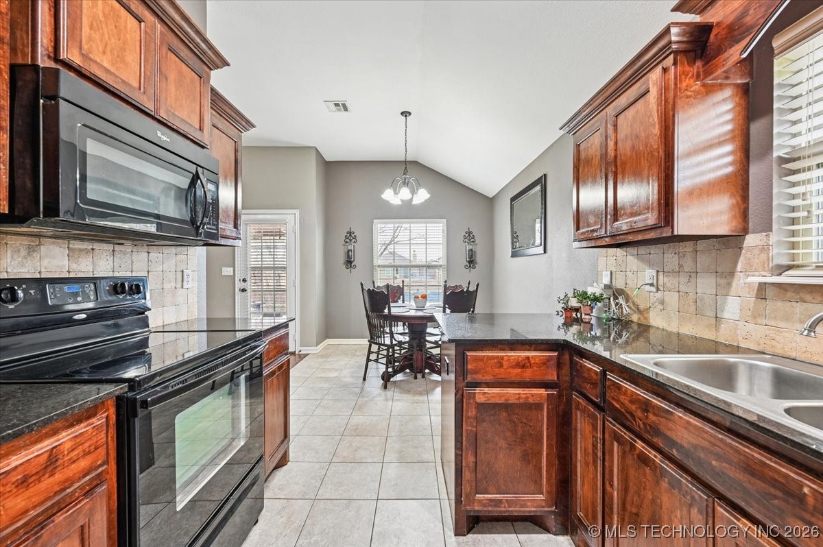 13343 N 131st East Avenue Property Photo 17