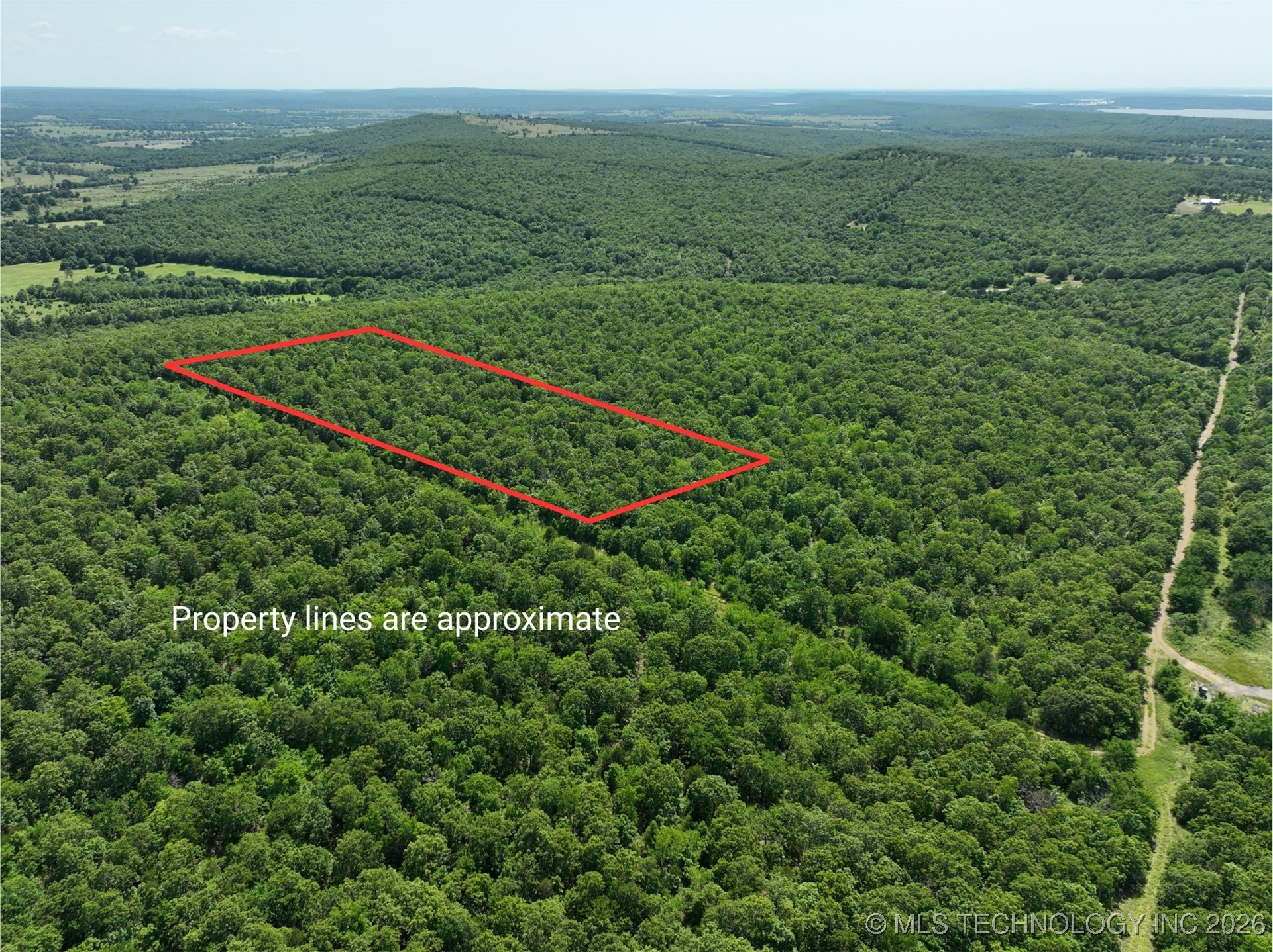 0 1235 Drive Property Photo 7