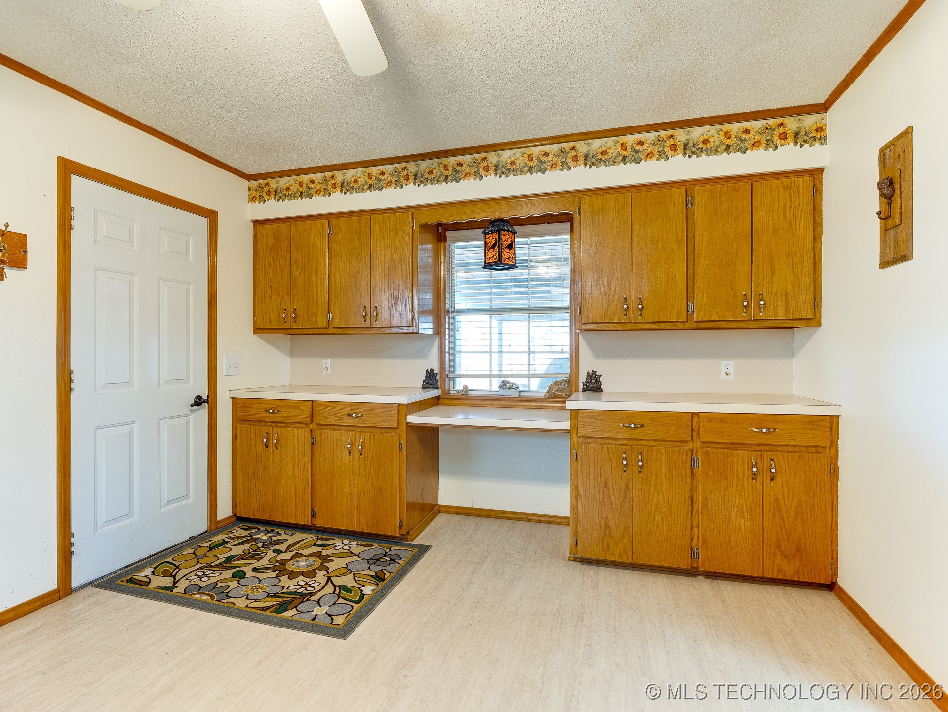 9 N Jerome Property Photo 11