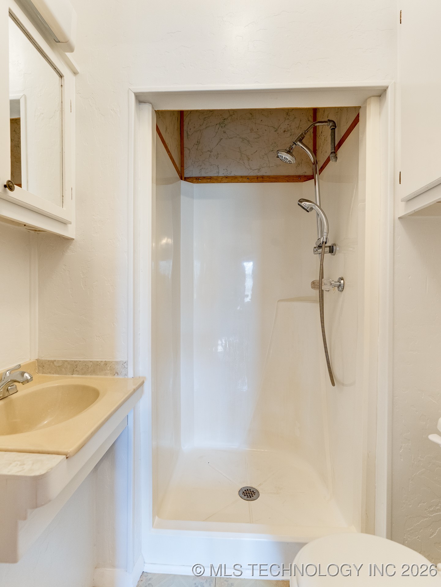 9 N Jerome Property Photo 23