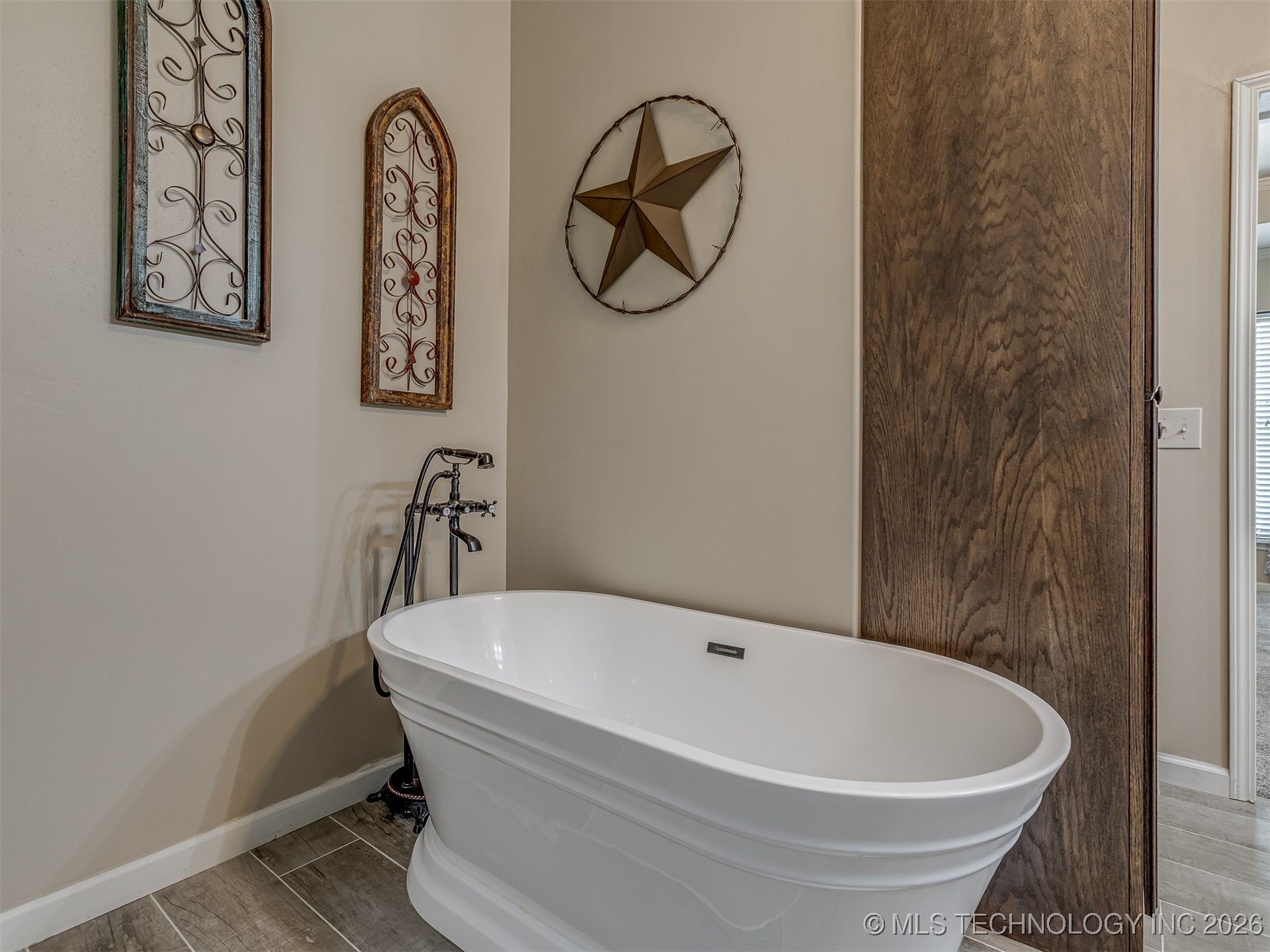 970589 Hwy 18 Highway Property Photo 30