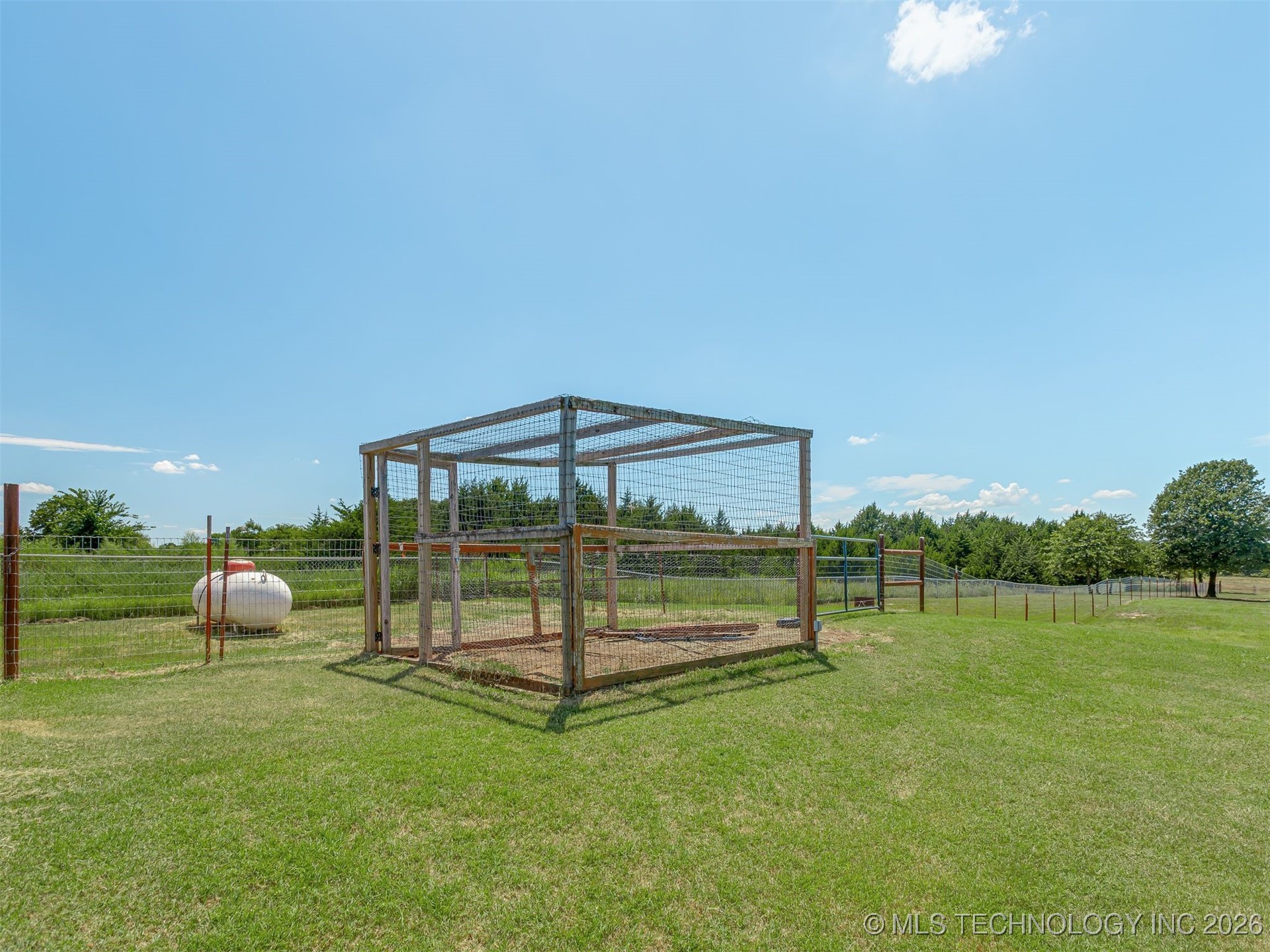 970589 Hwy 18 Highway Property Photo 58