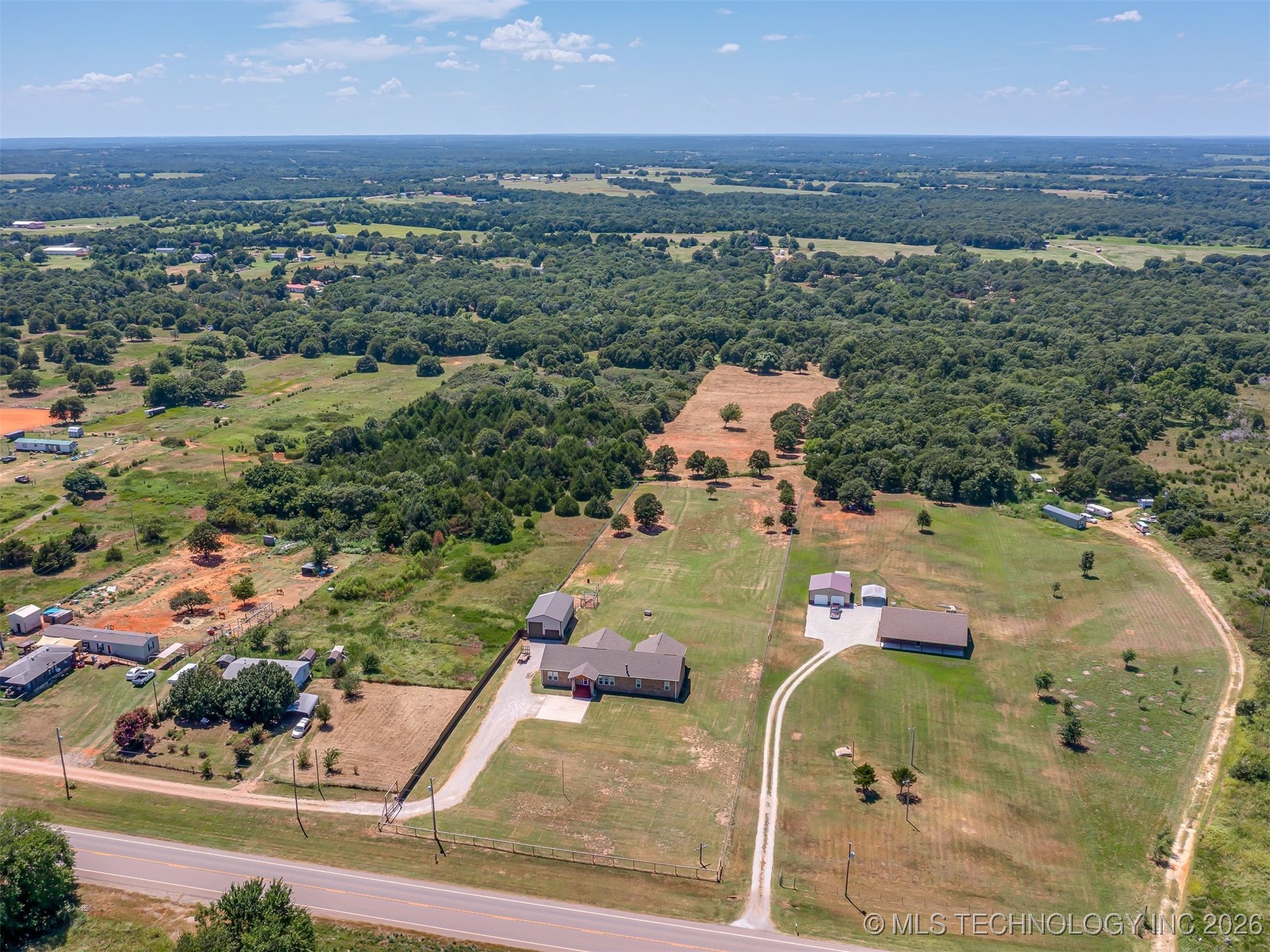 970589 Hwy 18 Highway Property Photo 71