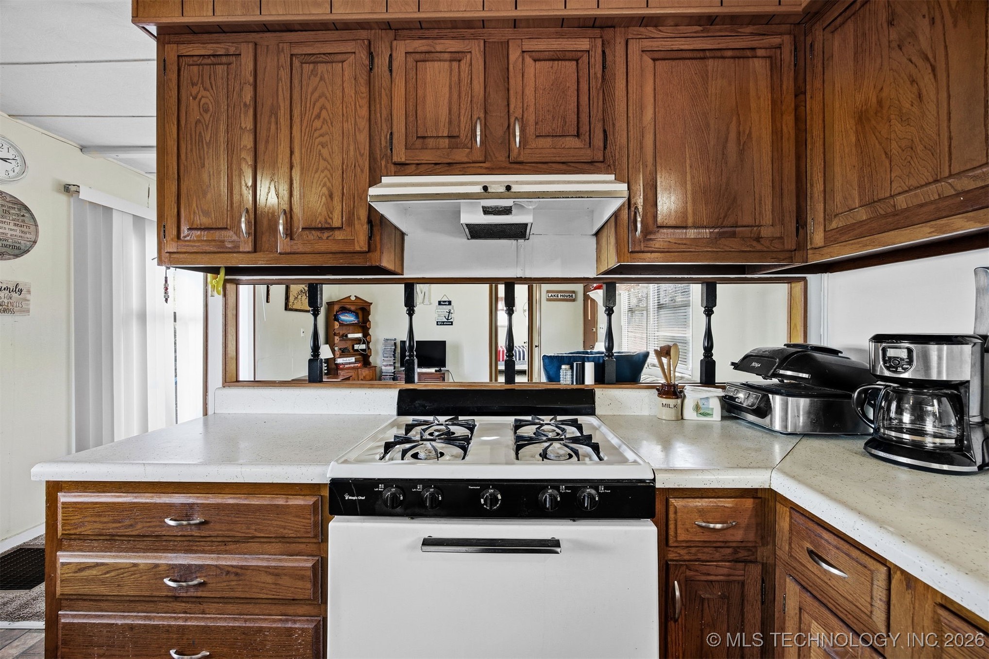 1891 N Lewis Lane Property Photo 11