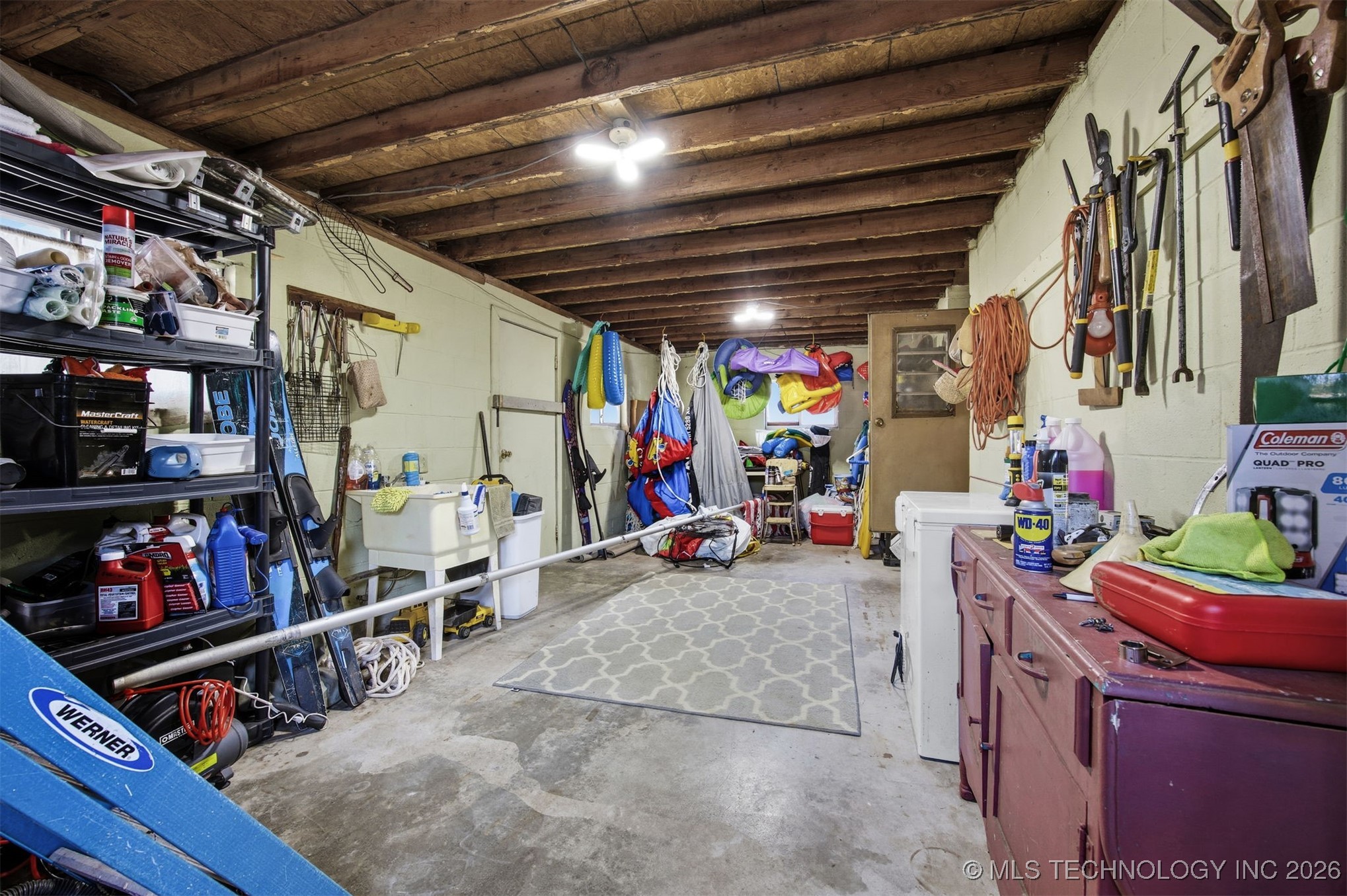 1891 N Lewis Lane Property Photo 23