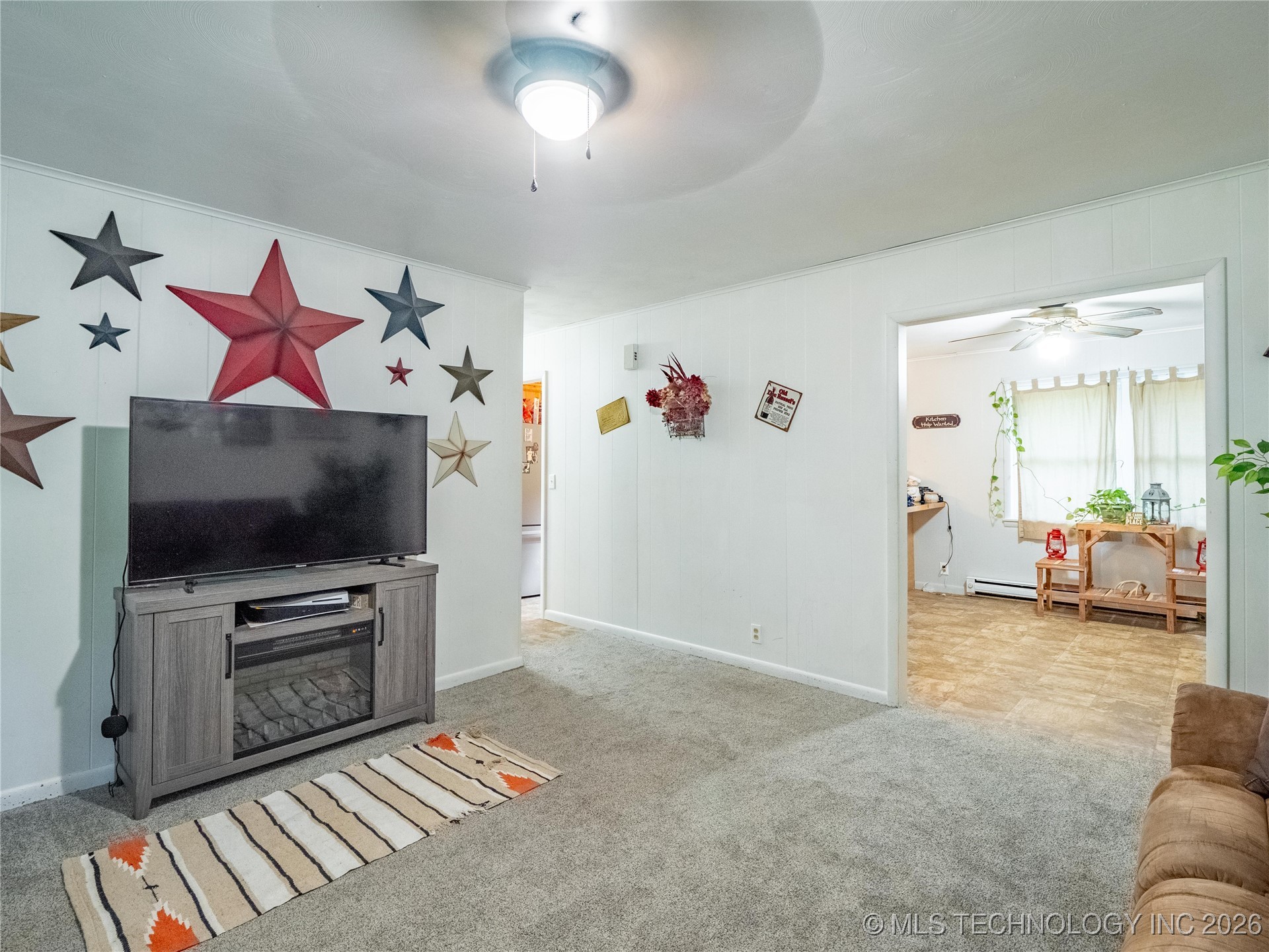 809 Carbon Avenue Property Photo 13