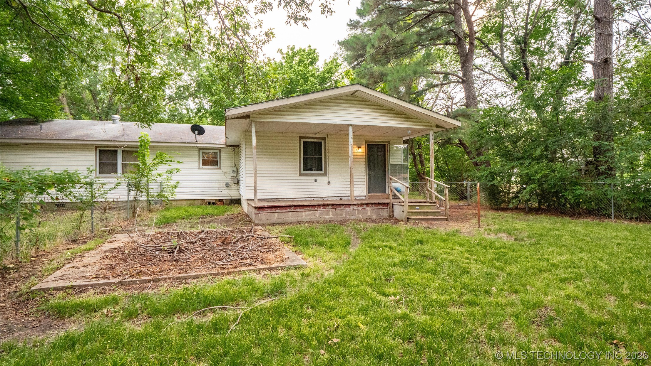 809 Carbon Avenue Property Photo 30