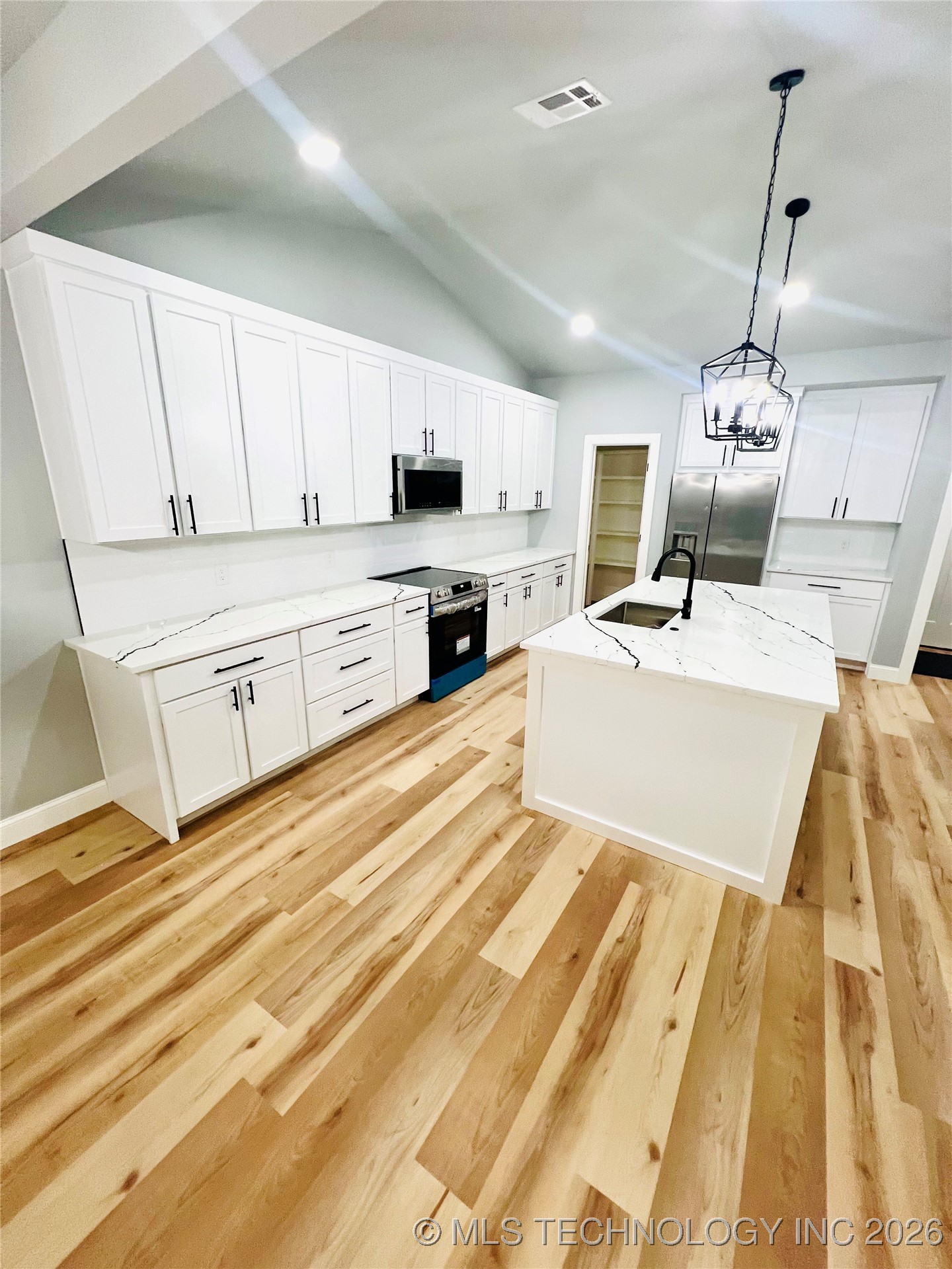 4 Tulsa Drive Property Photo 4