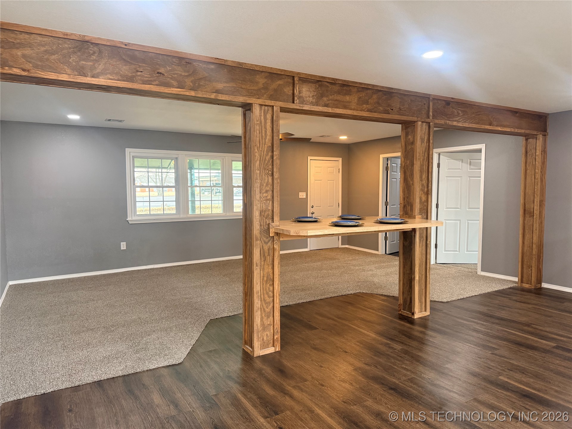 221 Rodman Circle Property Photo 5