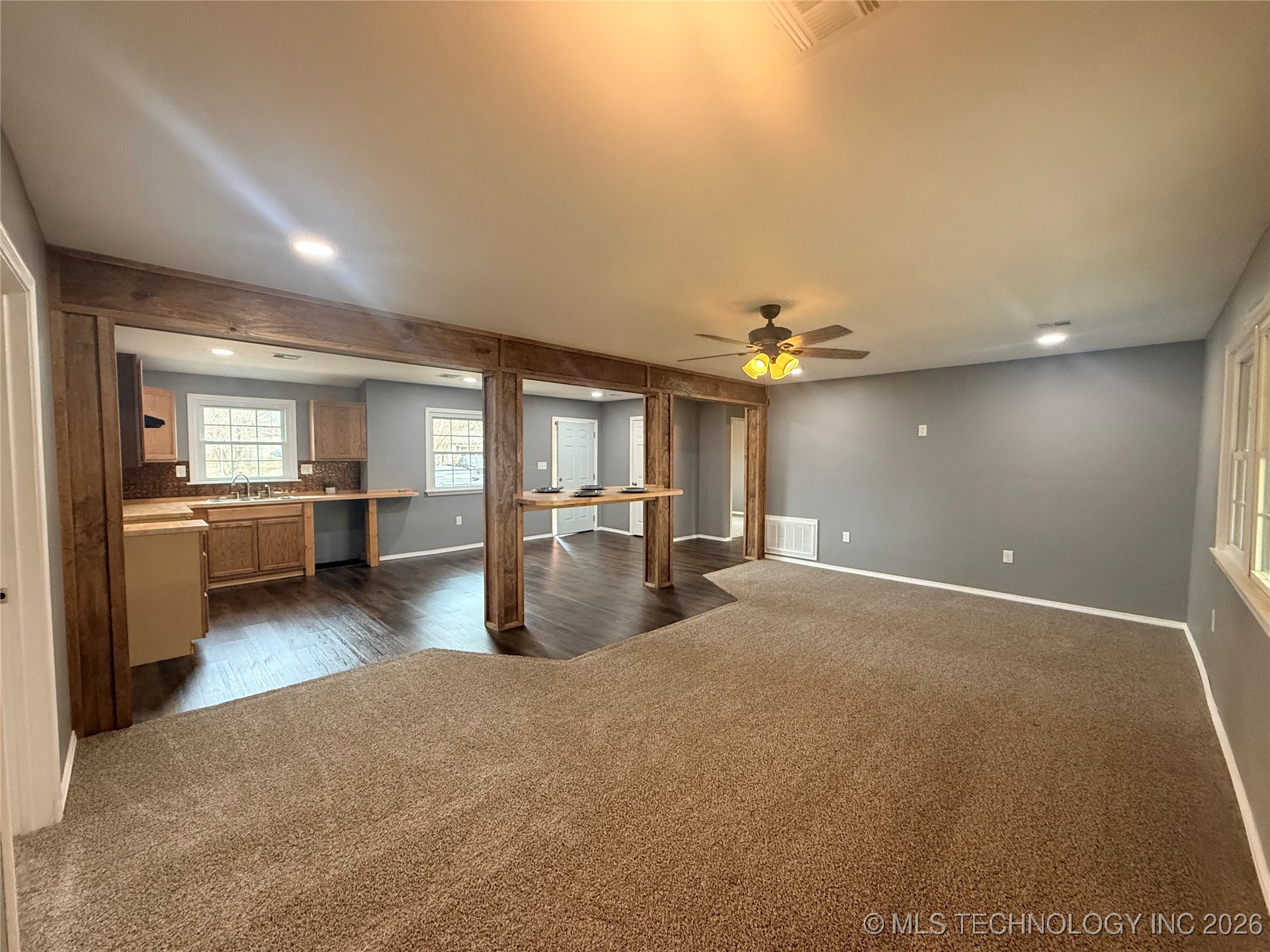 221 Rodman Circle Property Photo 10