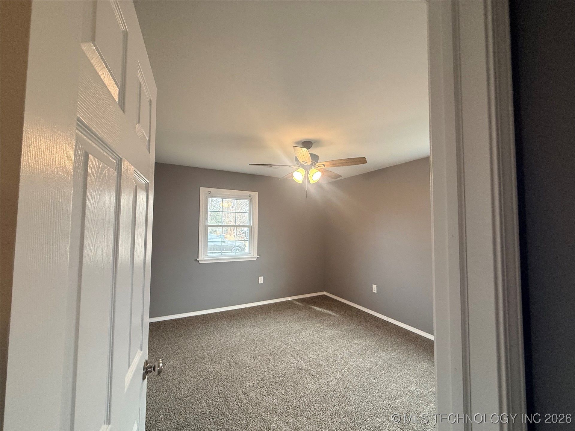 221 Rodman Circle Property Photo 14