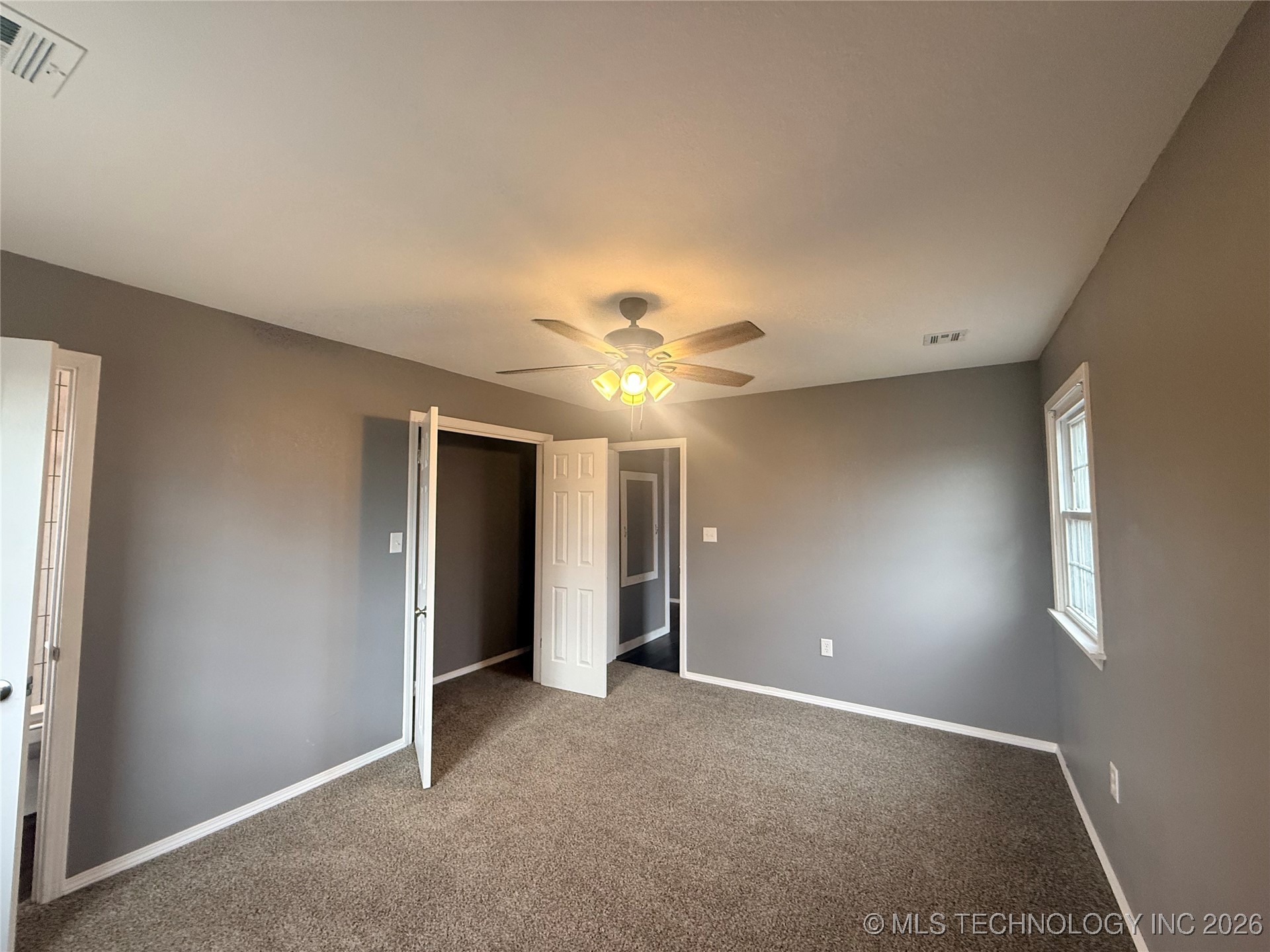 221 Rodman Circle Property Photo 23