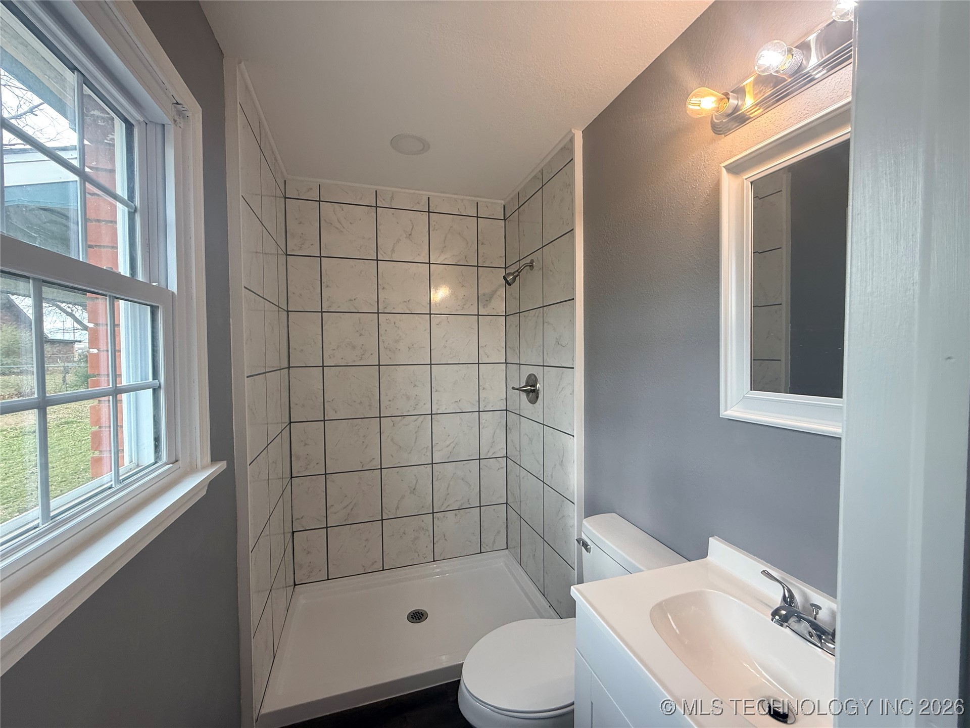 221 Rodman Circle Property Photo 24