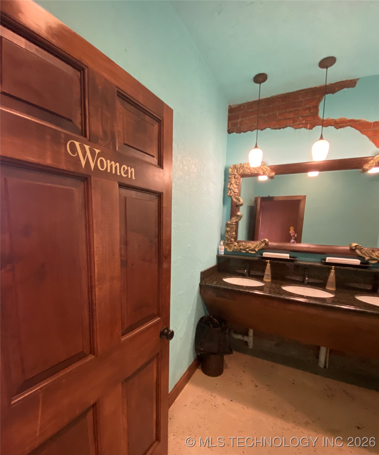 117 Caddo Street Property Photo 11