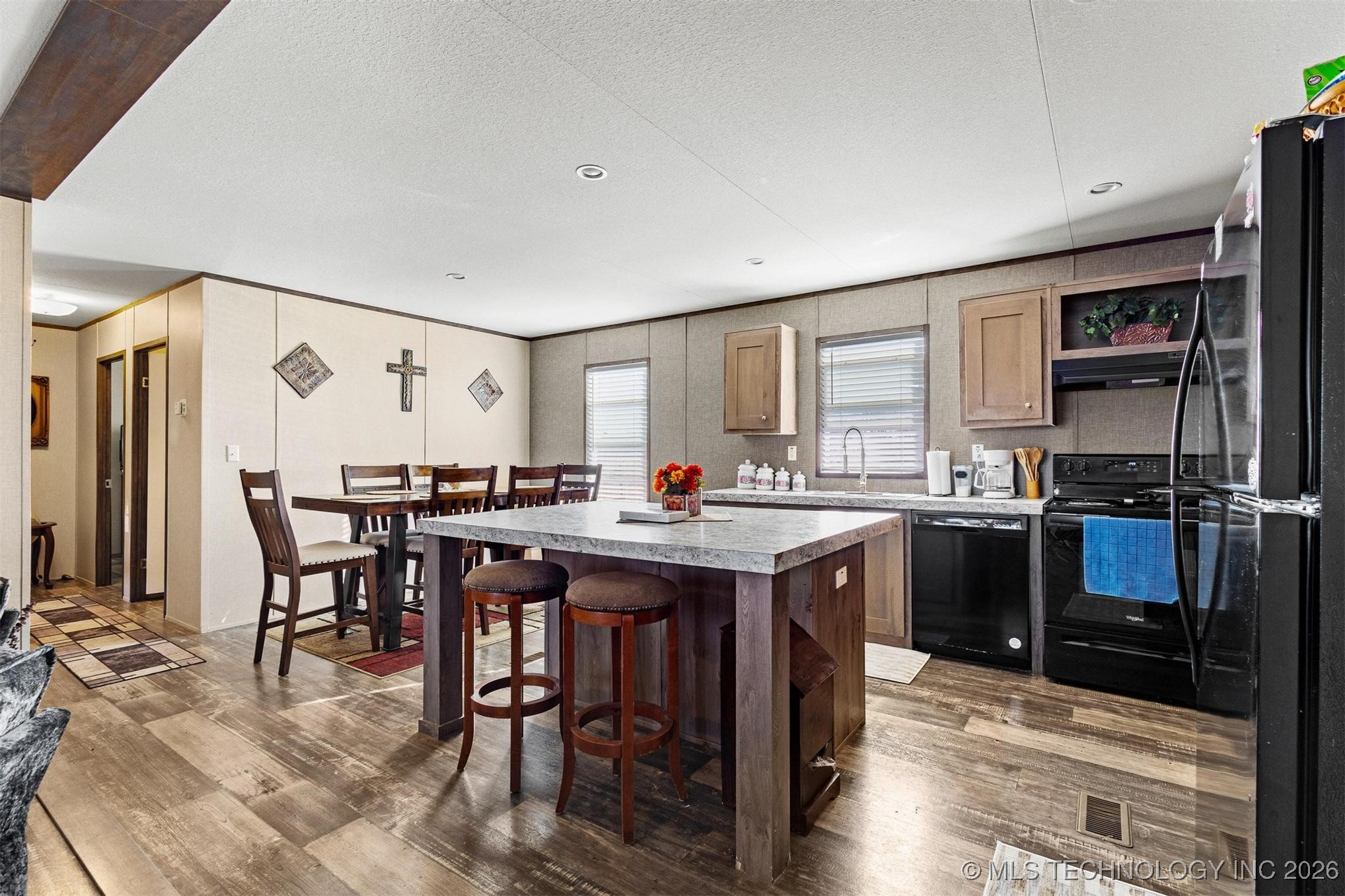 304 Cale Lane Property Photo 12