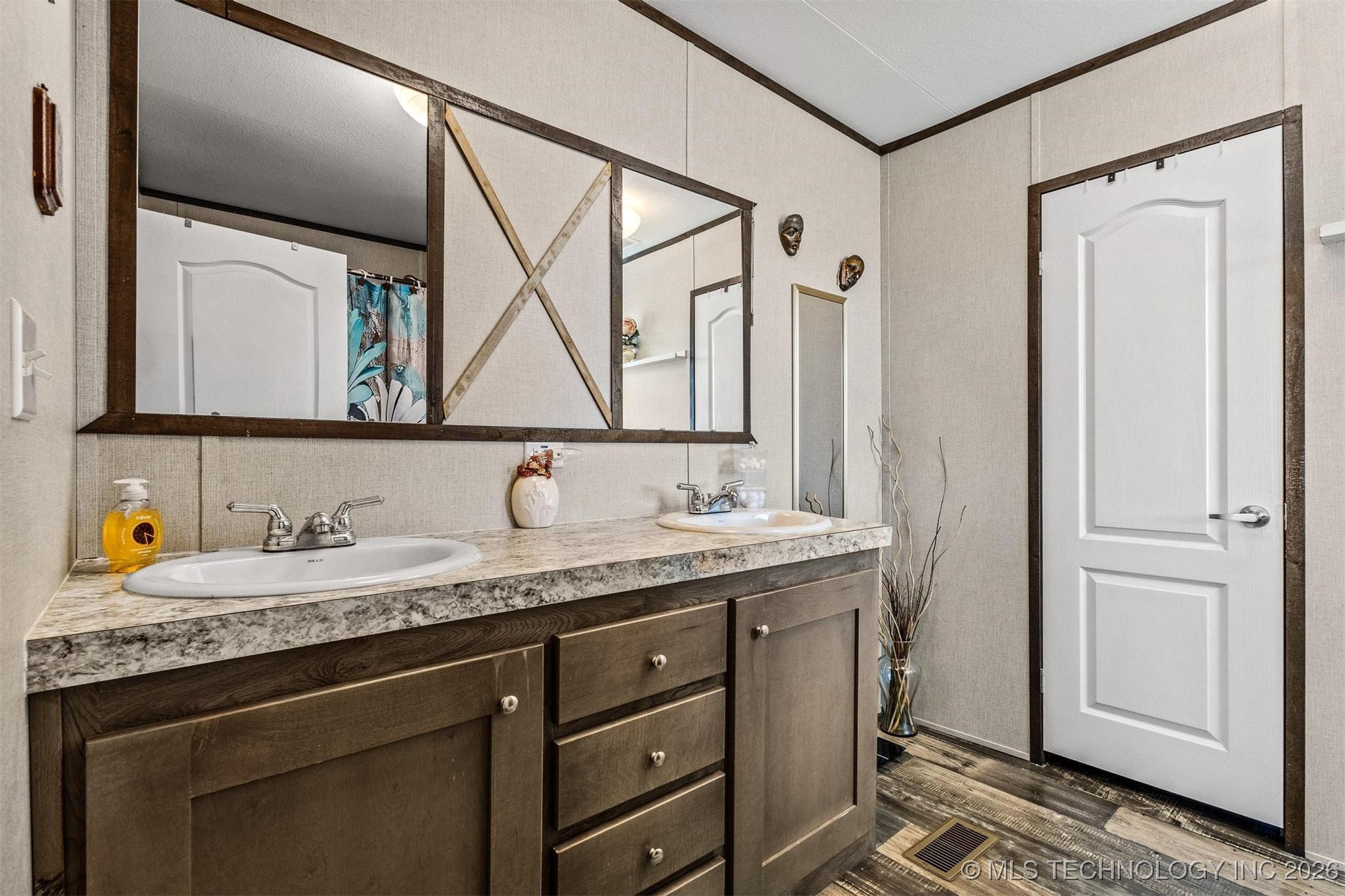 304 Cale Lane Property Photo 19