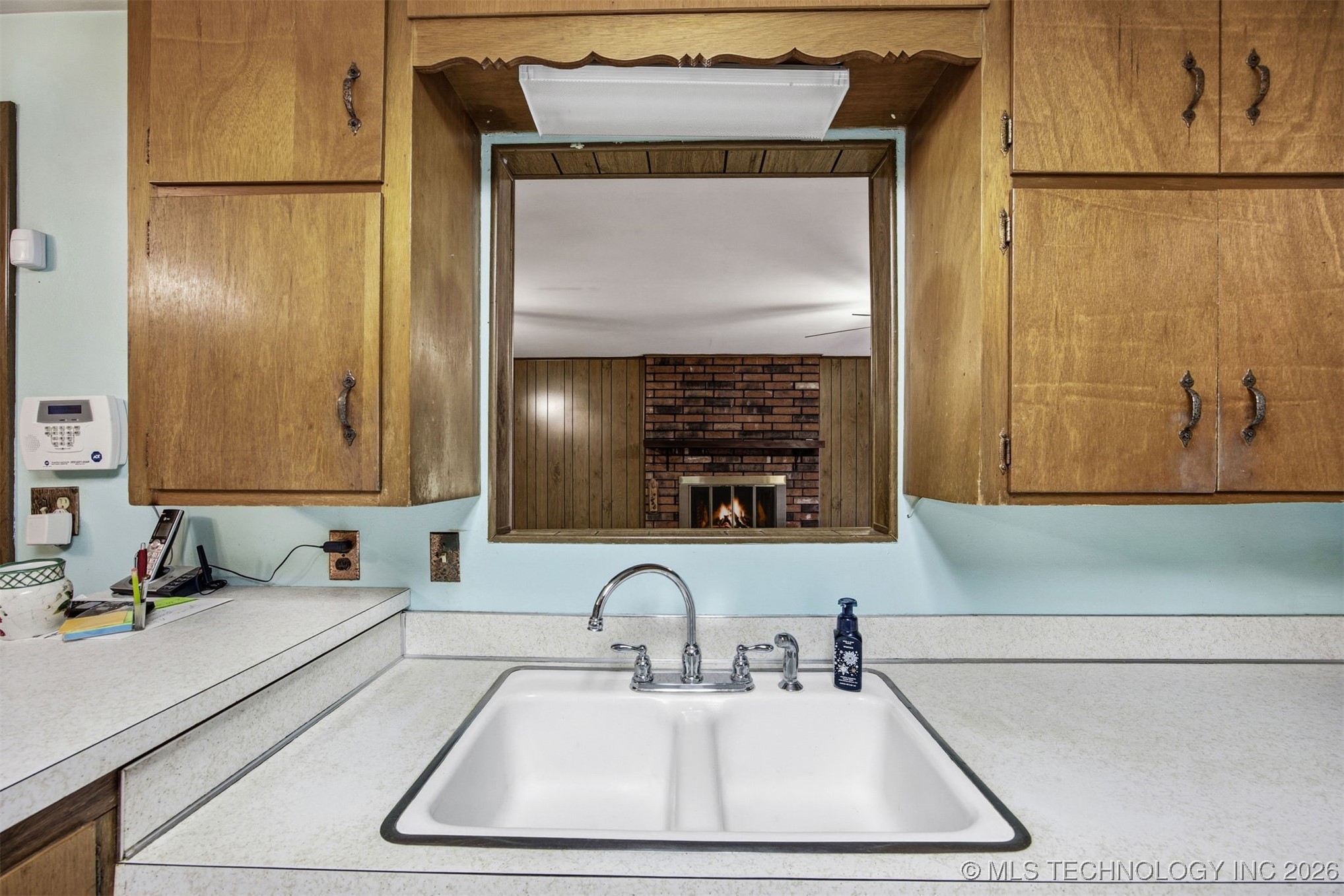 912 N Brady Drive Property Photo 14