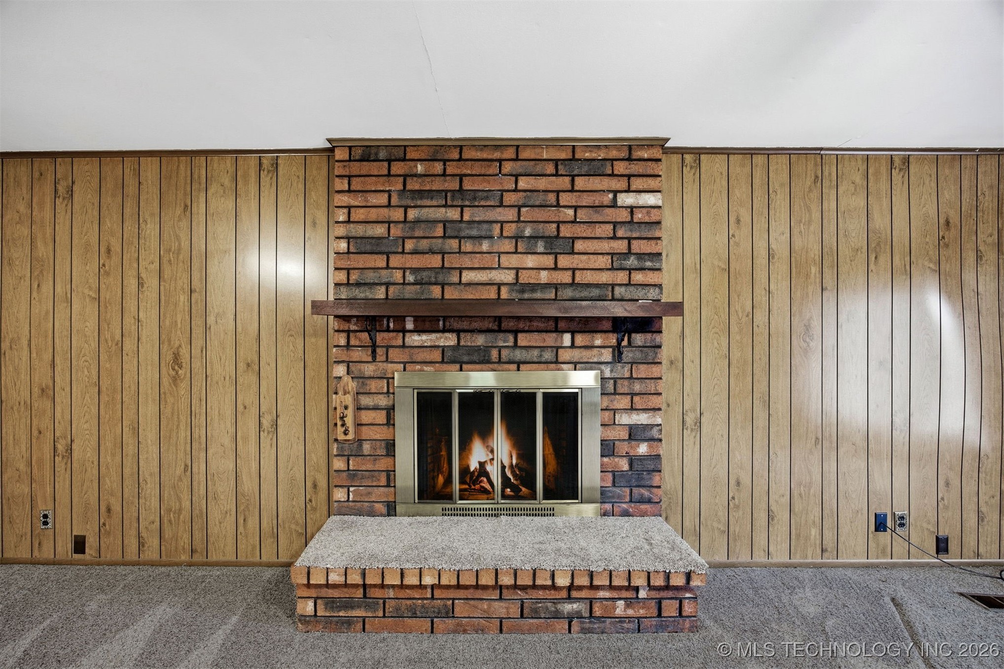 912 N Brady Drive Property Photo 20