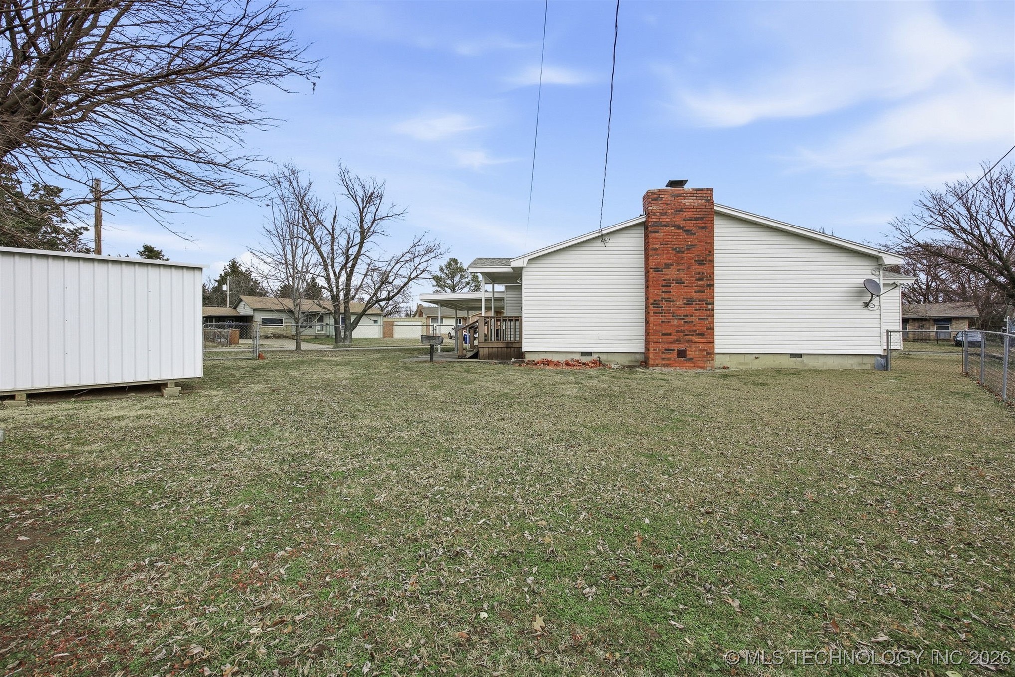 912 N Brady Drive Property Photo 29