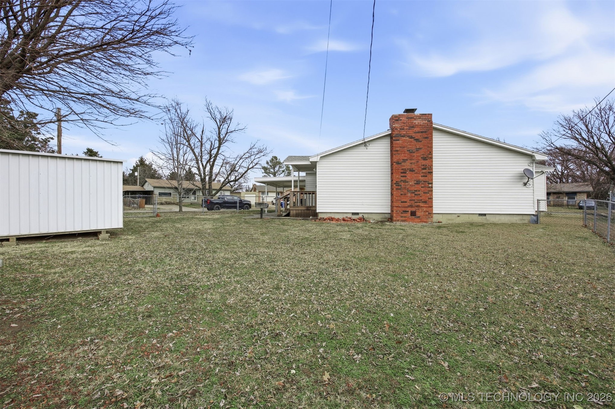 912 N Brady Drive Property Photo 30