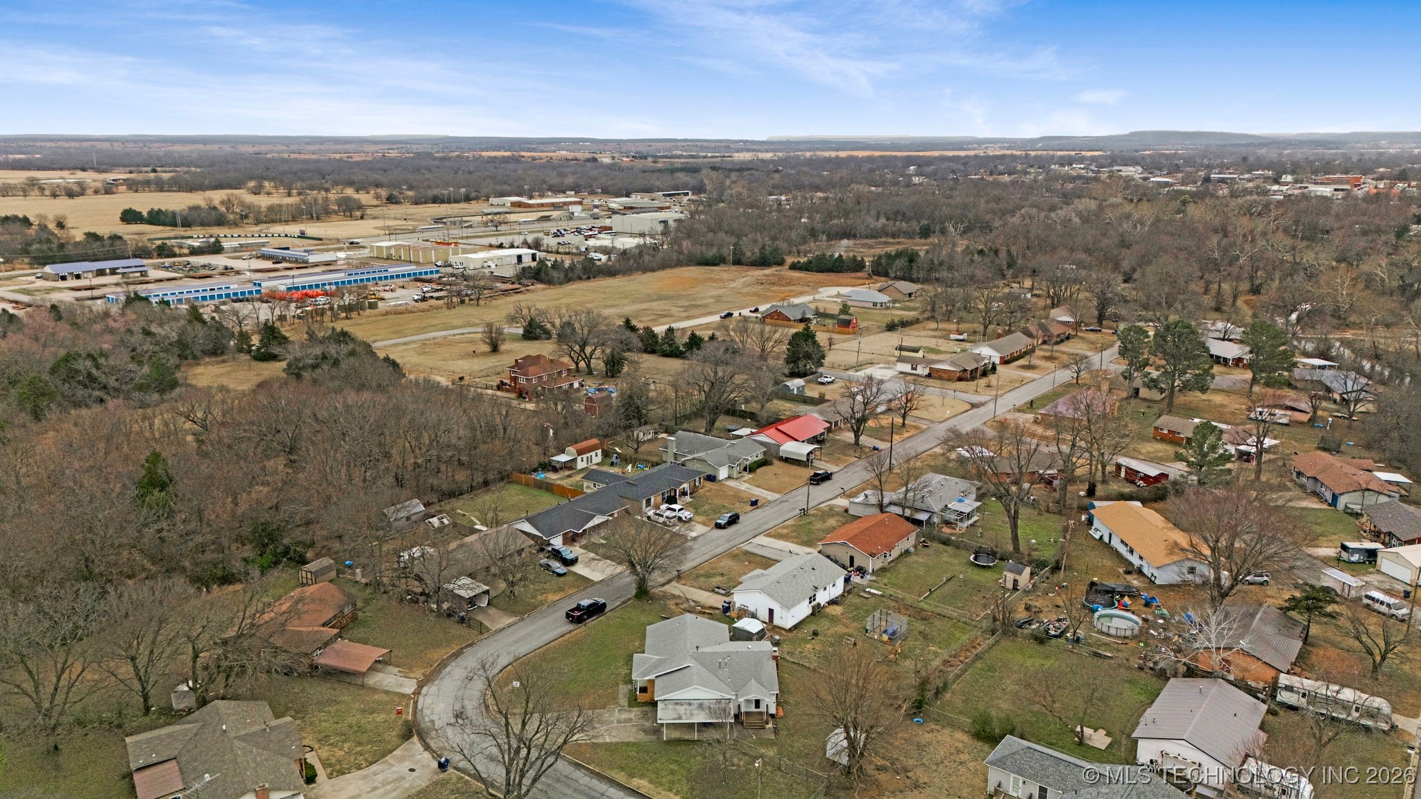 912 N Brady Drive Property Photo 37