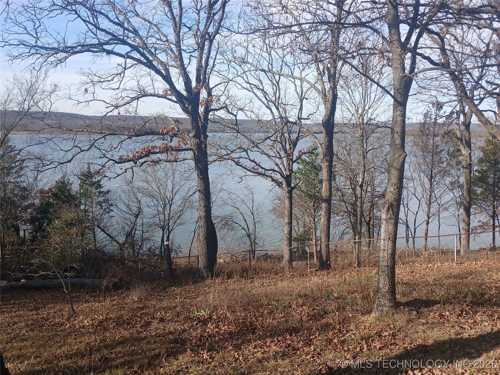 1176 W Albert Road Property Photo 3