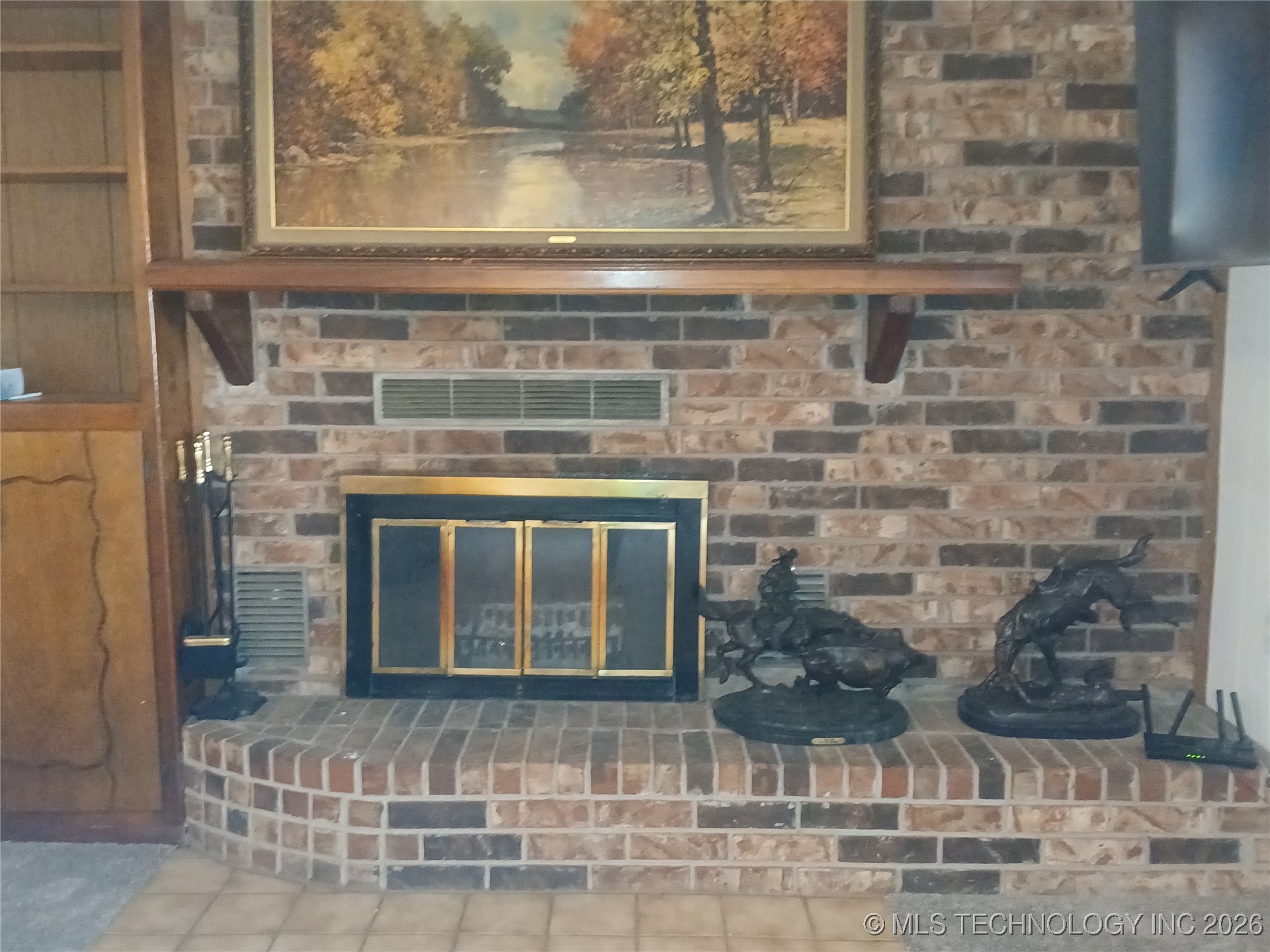 1176 W Albert Road Property Photo 13