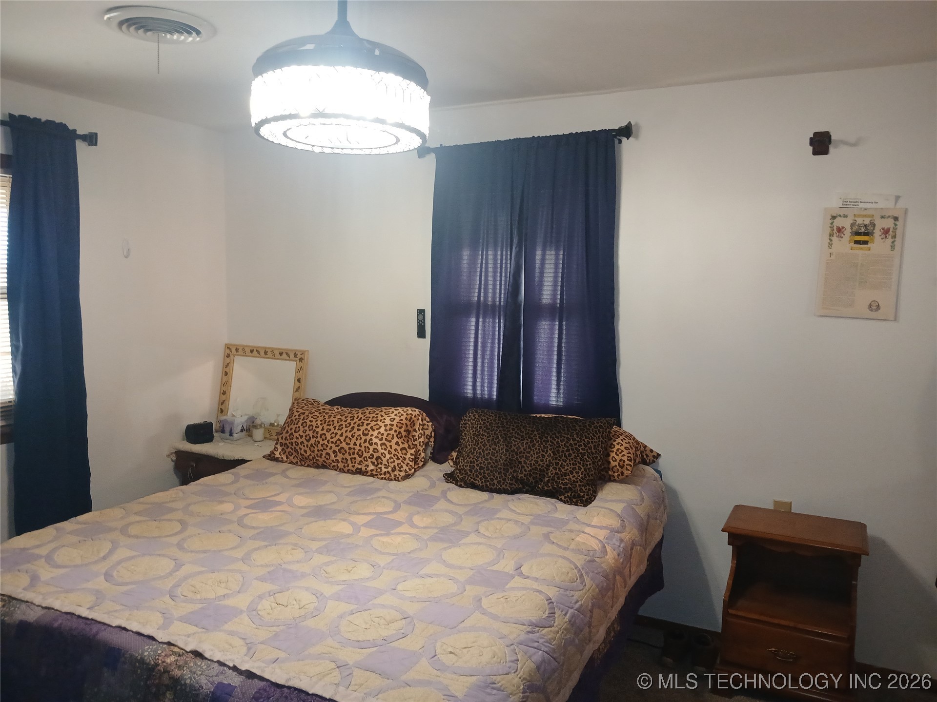 1176 W Albert Road Property Photo 25