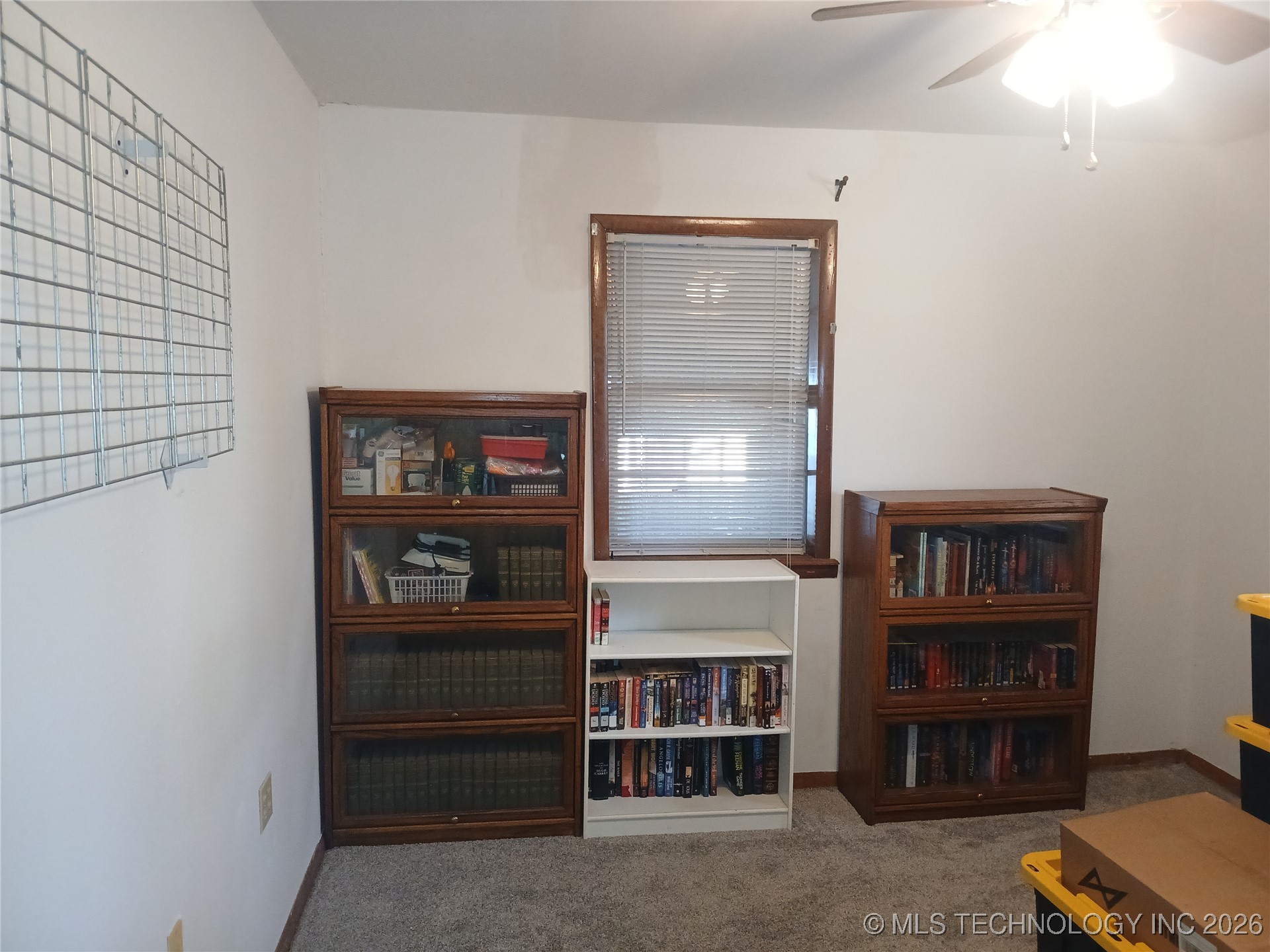 1176 W Albert Road Property Photo 29