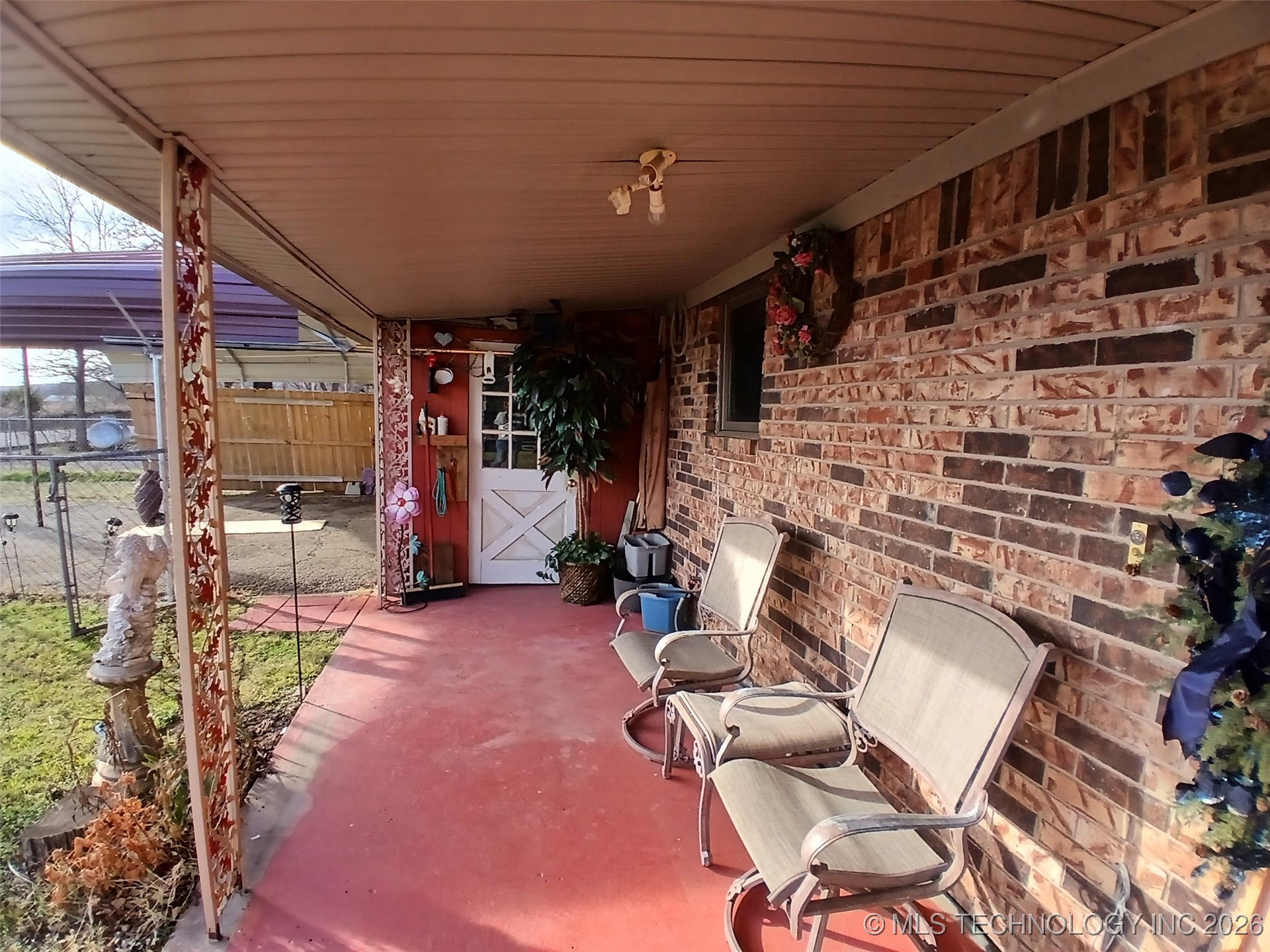 1176 W Albert Road Property Photo 41