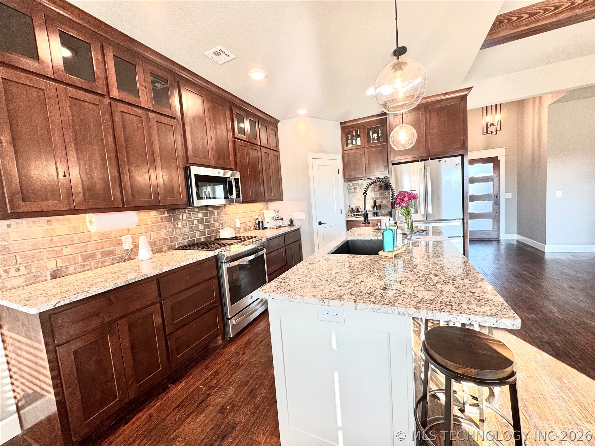 10828 S 274th East Avenue Property Photo 11