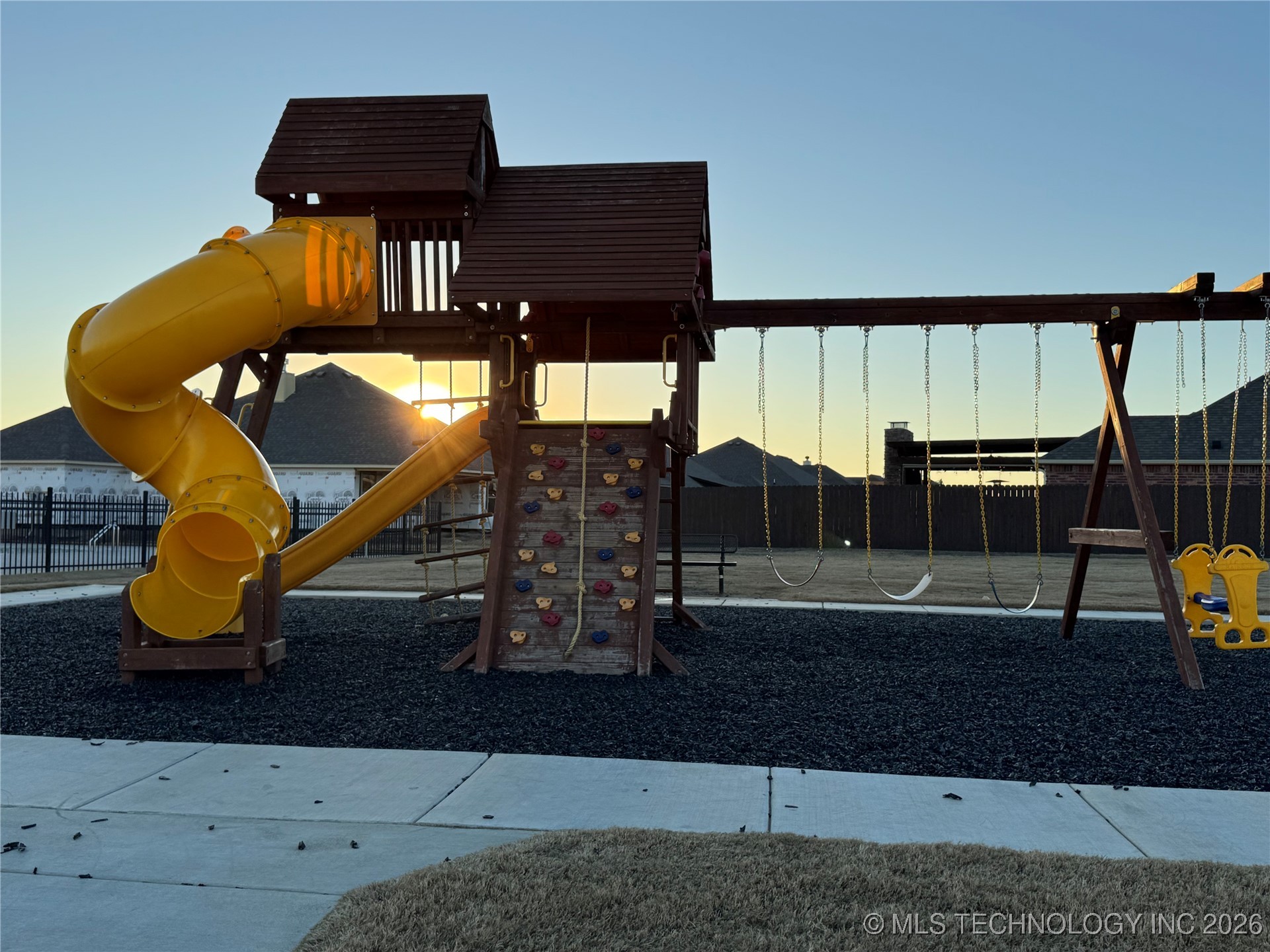 10828 S 274th East Avenue Property Photo 42