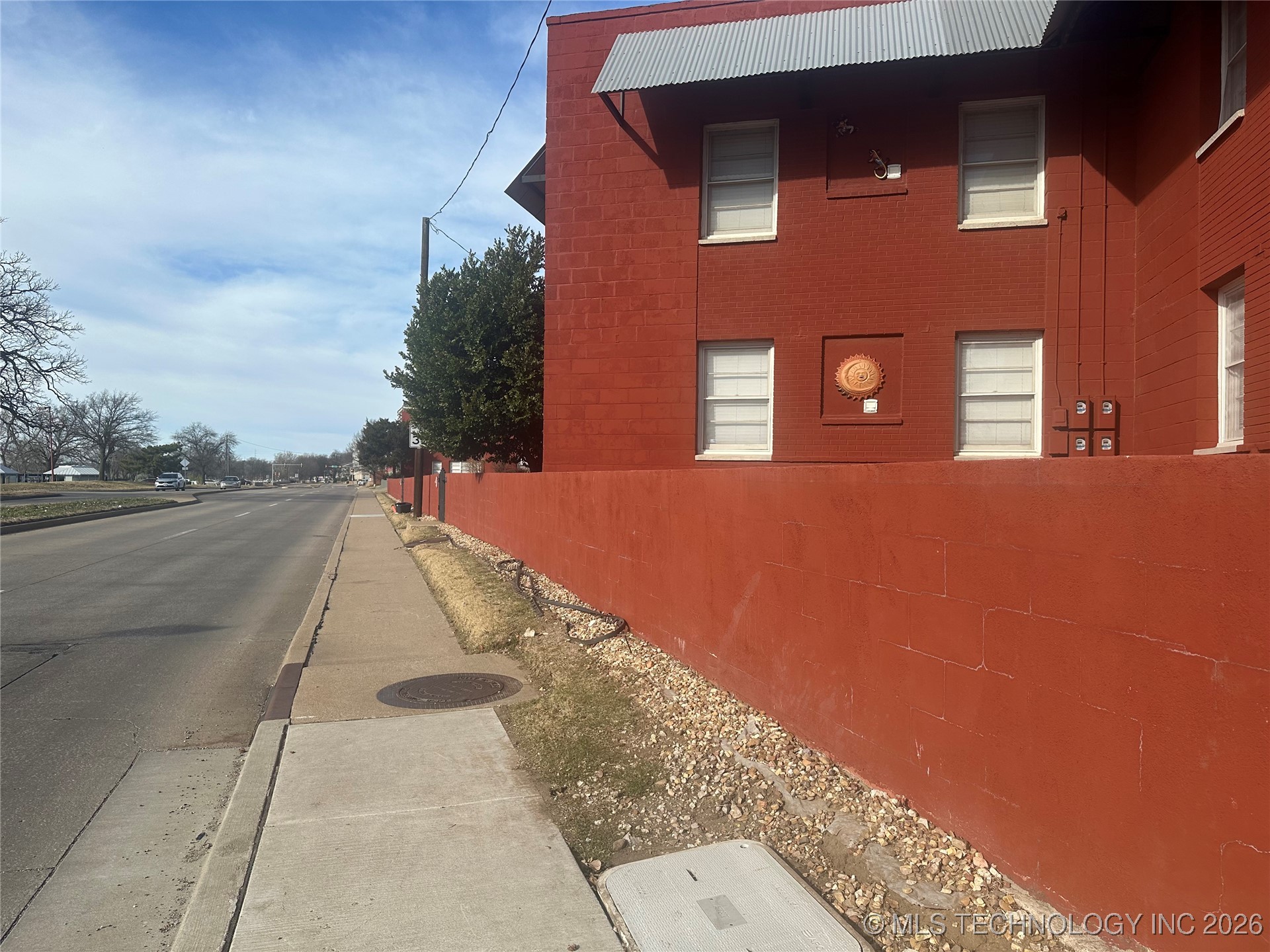 1920 S Cheyenne Avenue Property Photo 3