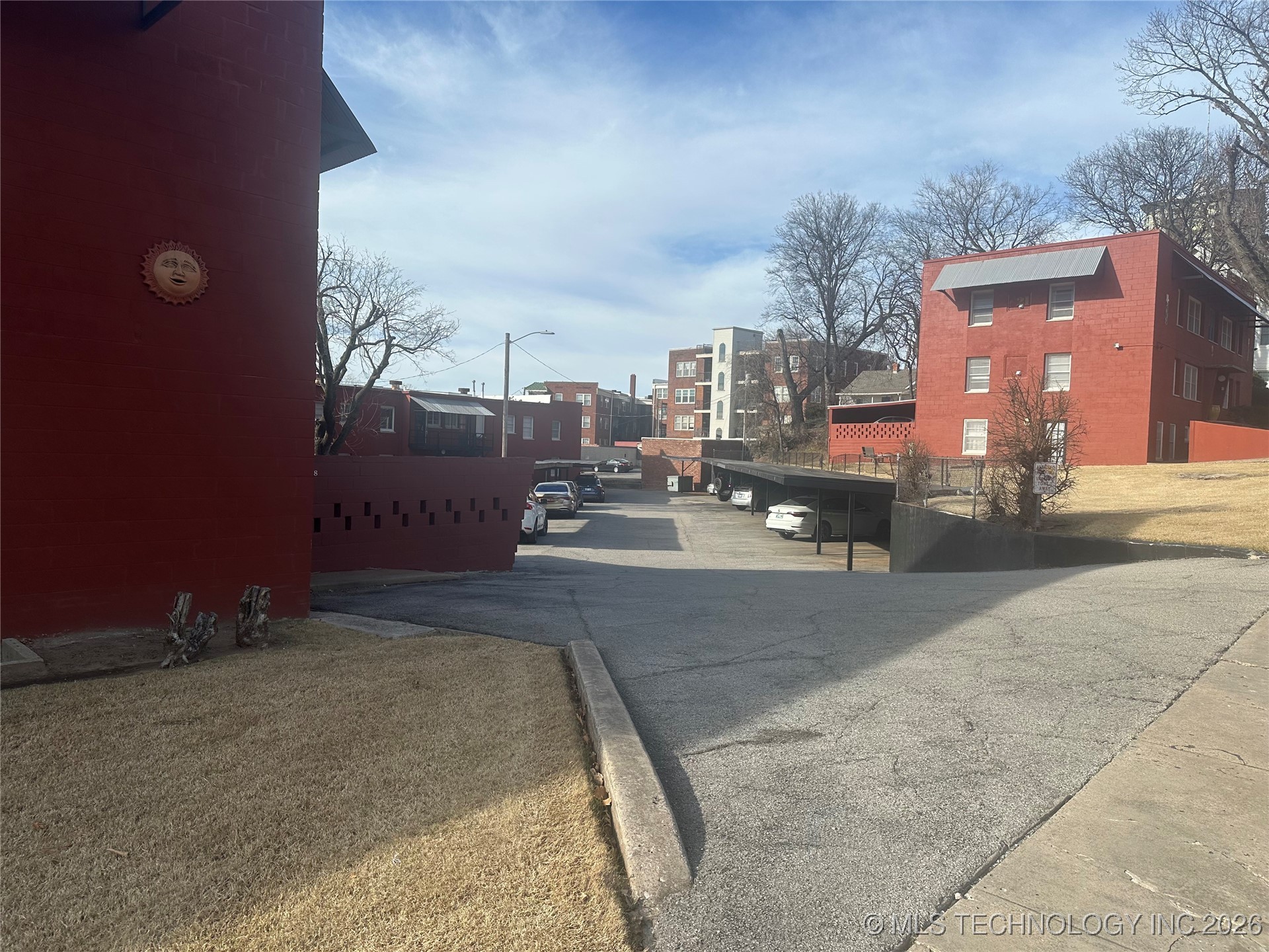 1920 S Cheyenne Avenue Property Photo 4