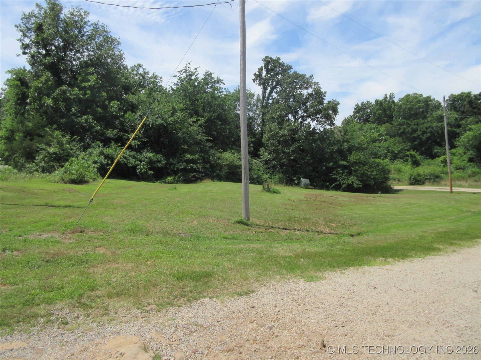 4192 Road Property Photo 2