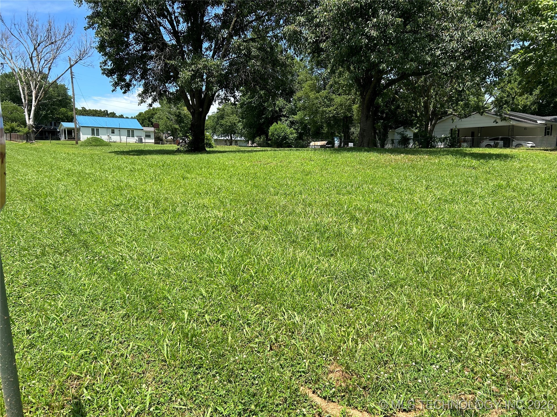 604 Irving Street Property Photo 2