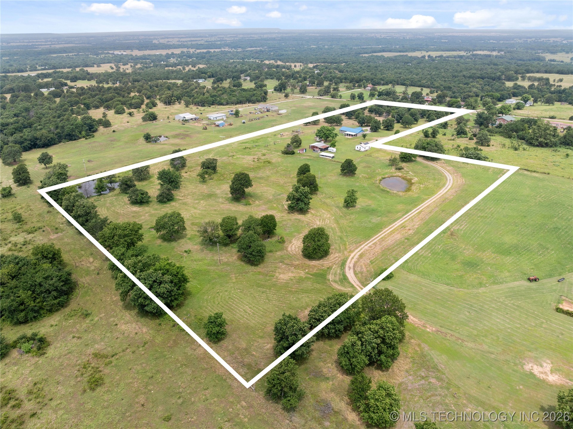 10865 E 258th Street S Property Photo 3