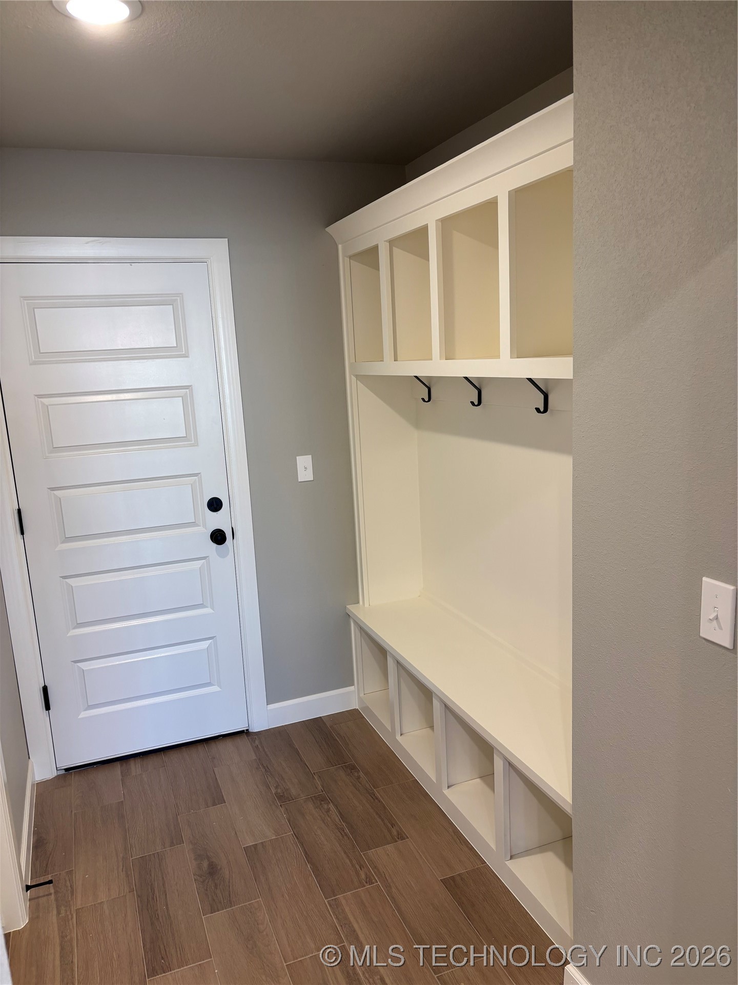 14170 N 54th East Avenue Property Photo 9