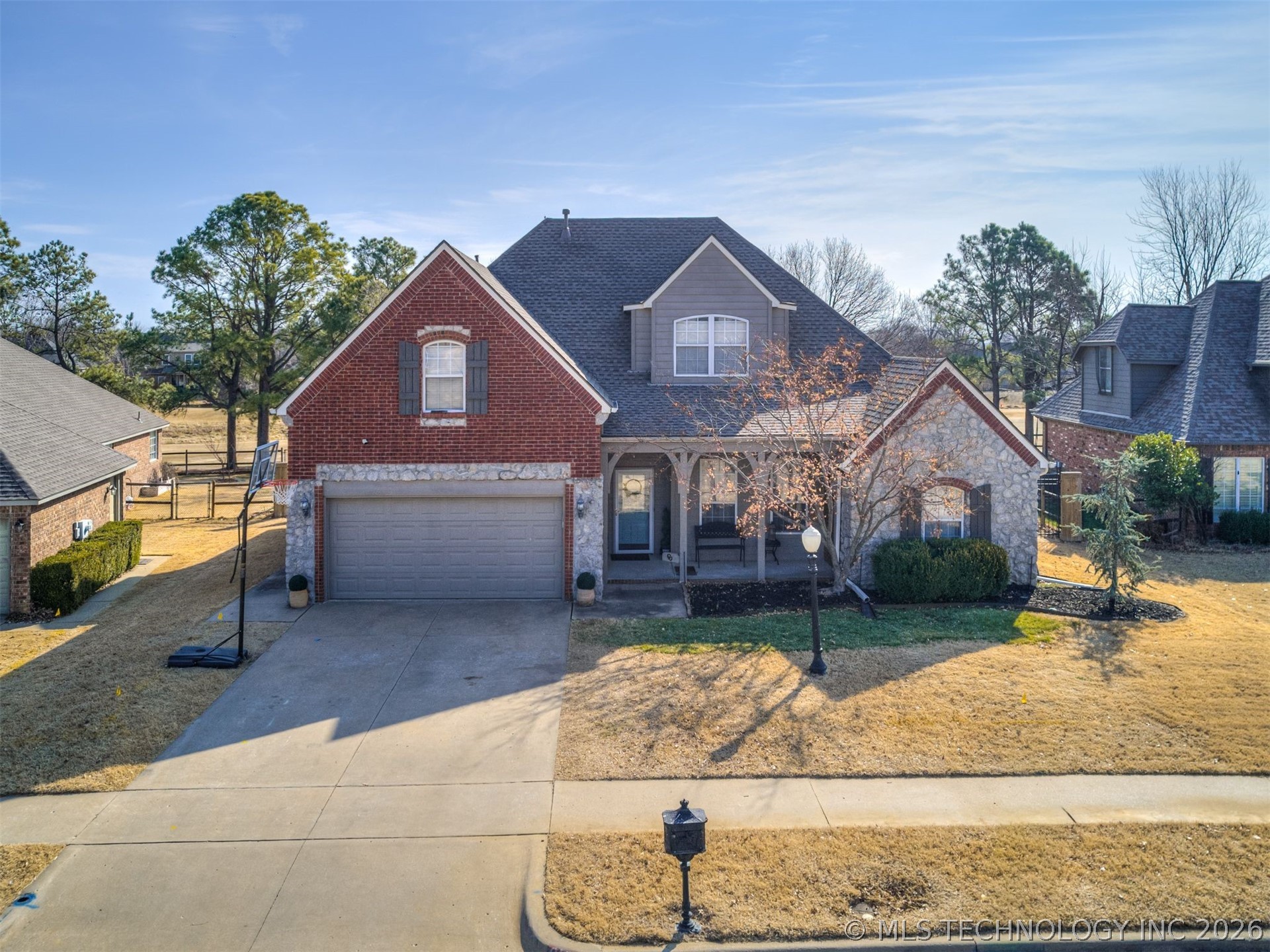 9109 N 102nd East Avenue Property Photo 1